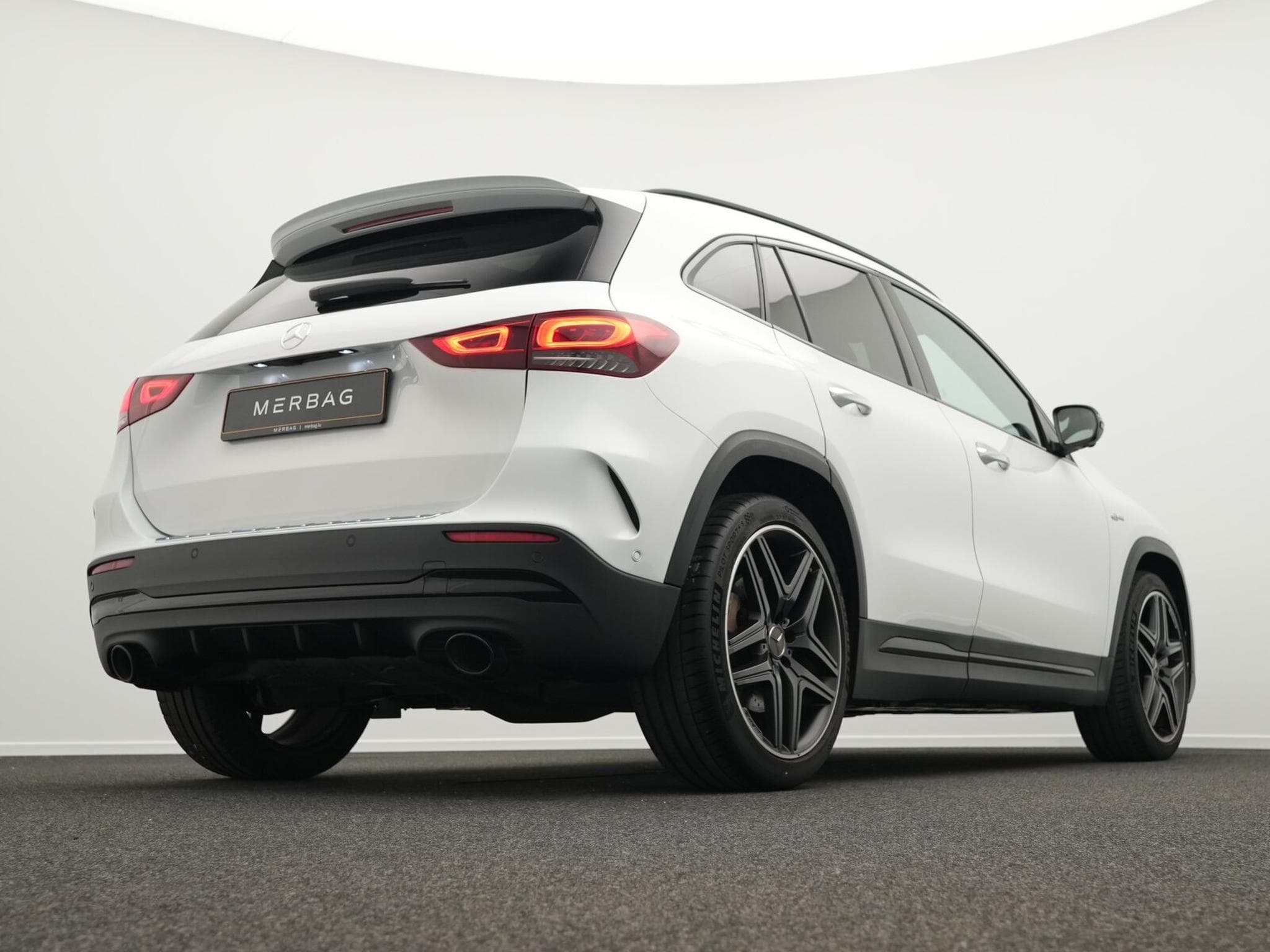 Mercedes GLA 35 AMG 4MATIC (2021) - Foto 9