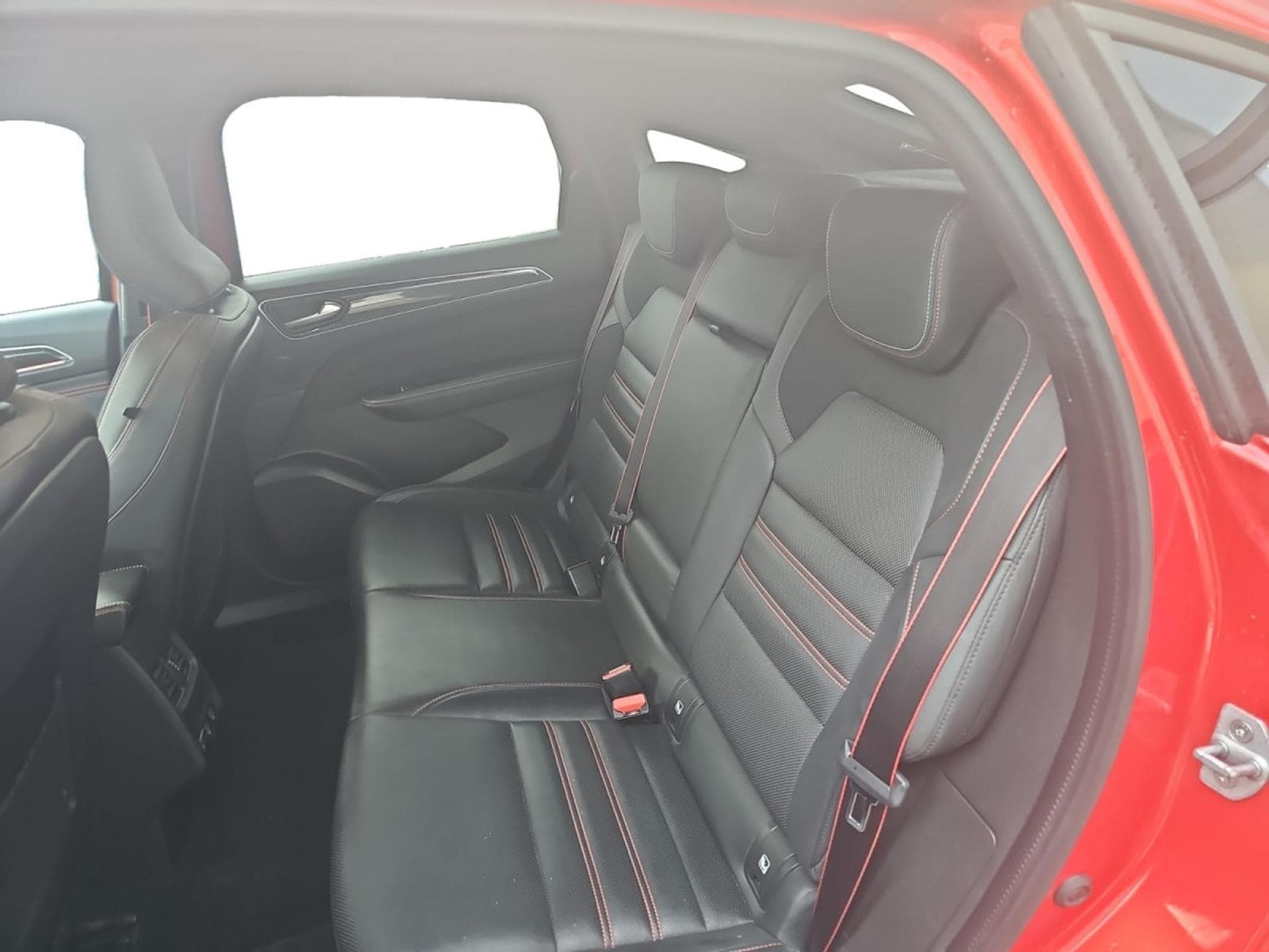 Renault Arkana 1.6 Tce E-TECH Hybrid R.S.Line EDC GPF (2022) - Foto 3