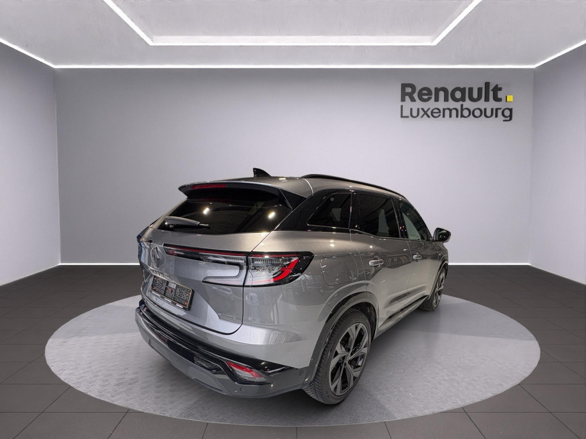 Renault Austral 1.2 E-Tech HEV Iconic Esprit Alpine 4Control (2023) - Foto 3