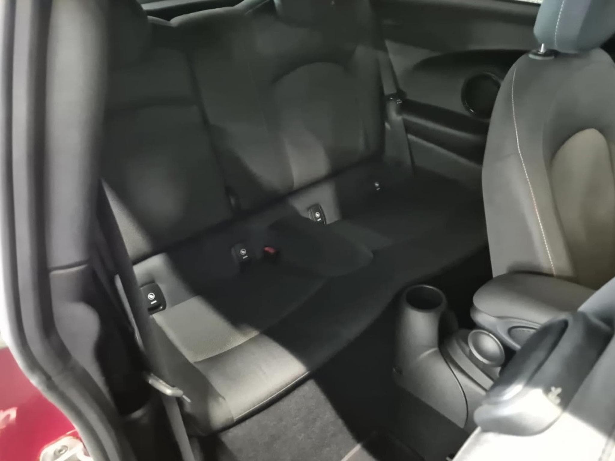 Mini Cooper 1.5 LED NAVI (2020) - Photo 5