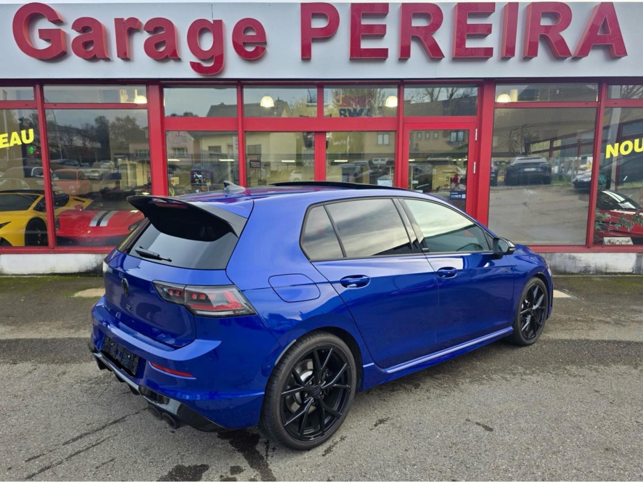 VW Golf R 2.0 TSI FACELIFT BLACK EDITION HEAD UP HARMAN KARDON PANO (2025) - Photo 3