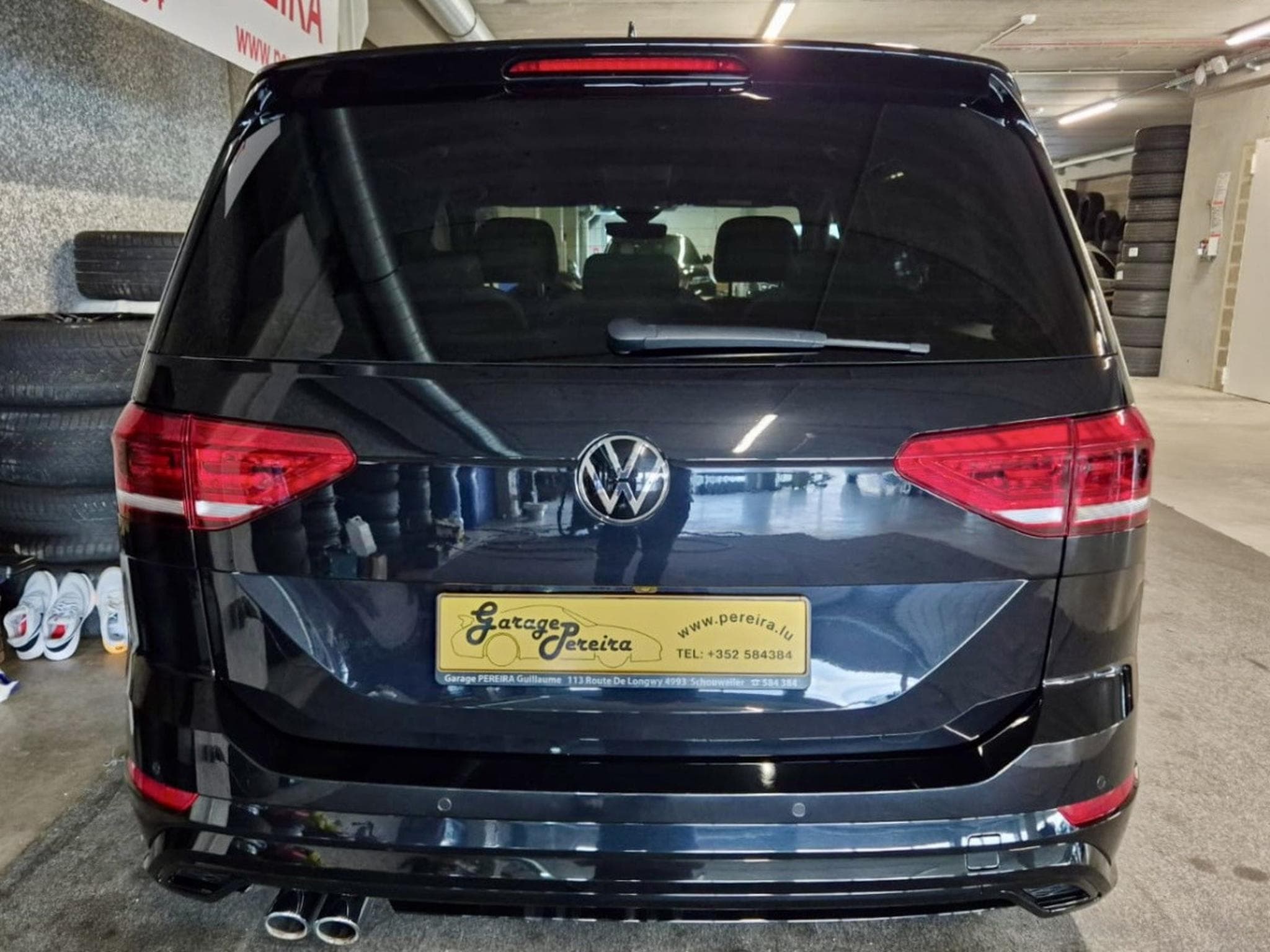 VW Touran 2.0 TDI 150 DSG 3X R-LINE 7 SITZE LED NAVI (2023) - Photo 3