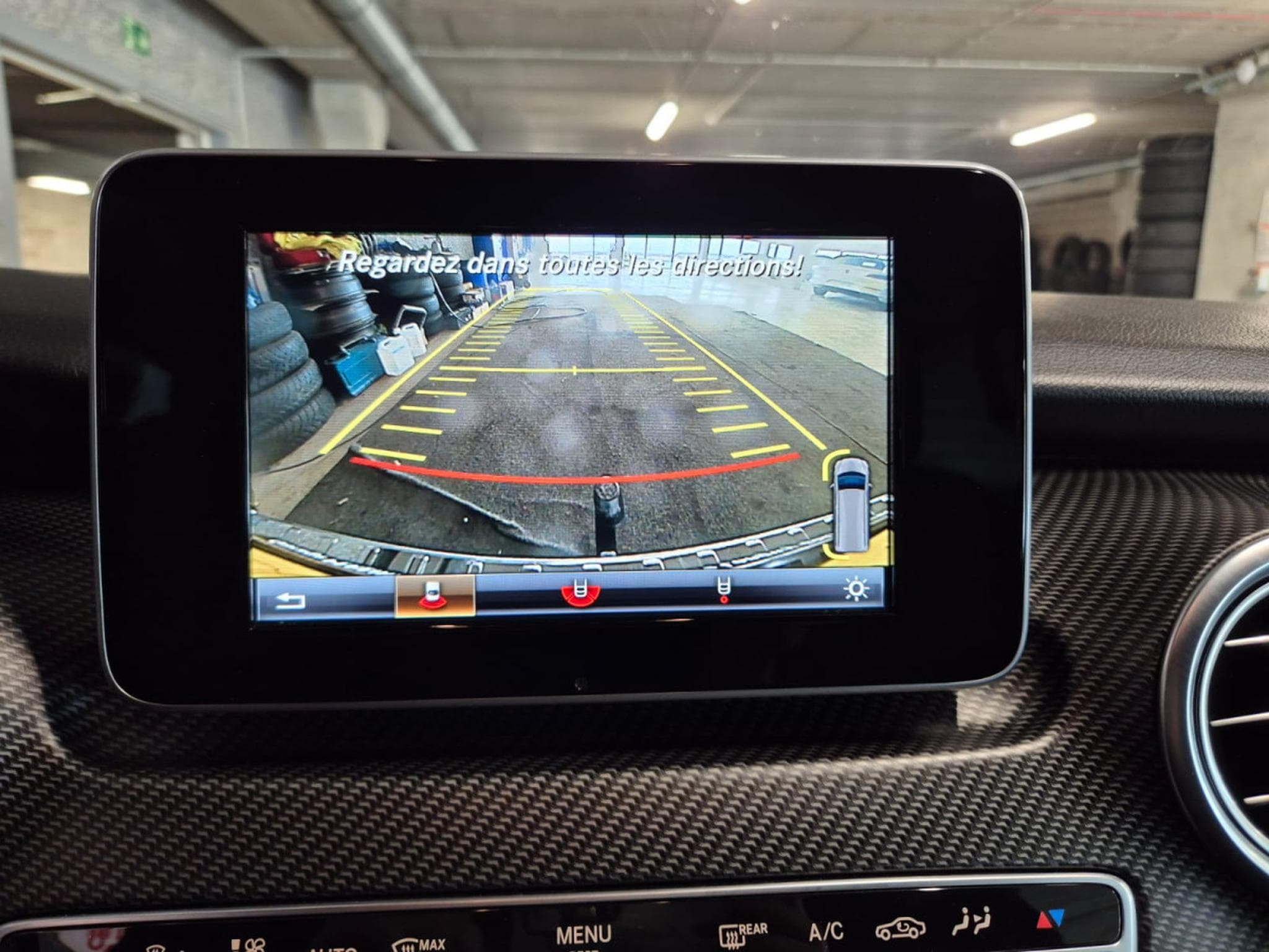 Mercedes V 250 D AMG LINE 7 SITZE CUIR NAVI 1 HAND (2019) - Photo 14