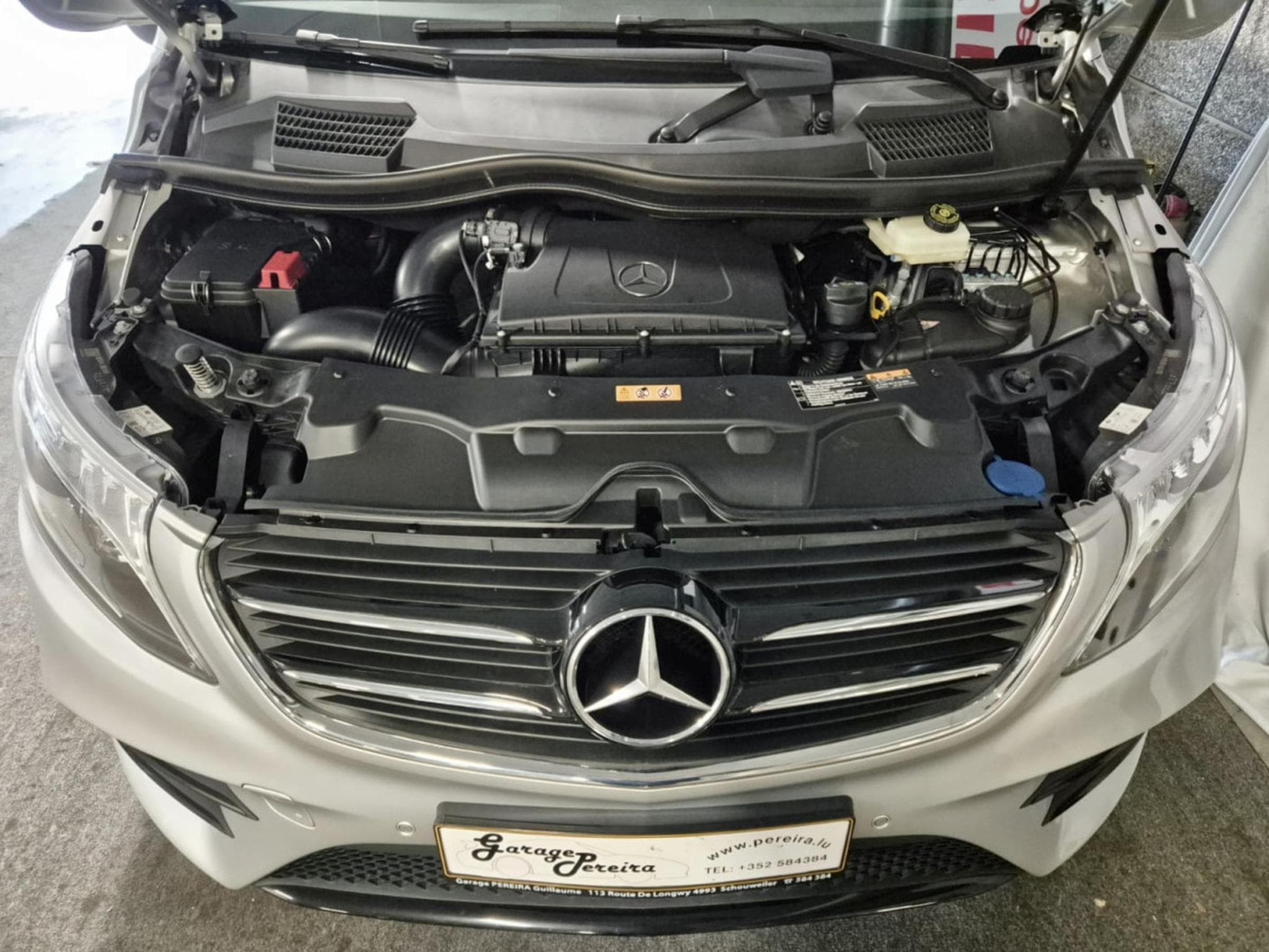 Mercedes V 250 D AMG LINE 7 SITZE CUIR NAVI 1 HAND (2019) - Photo 18