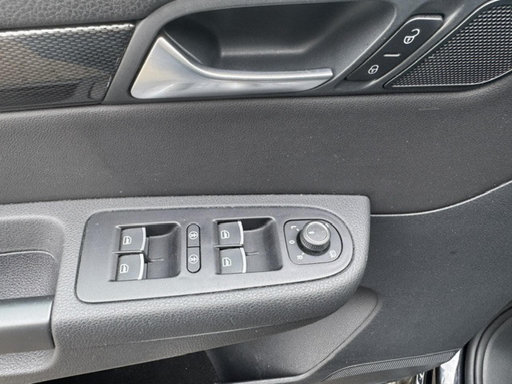 Seat Alhambra SEAT ALHAMBRA STYLE 7 SITZE DSG PANORAMA STANDHEIZUNG LEDER (2015) - Photo 19