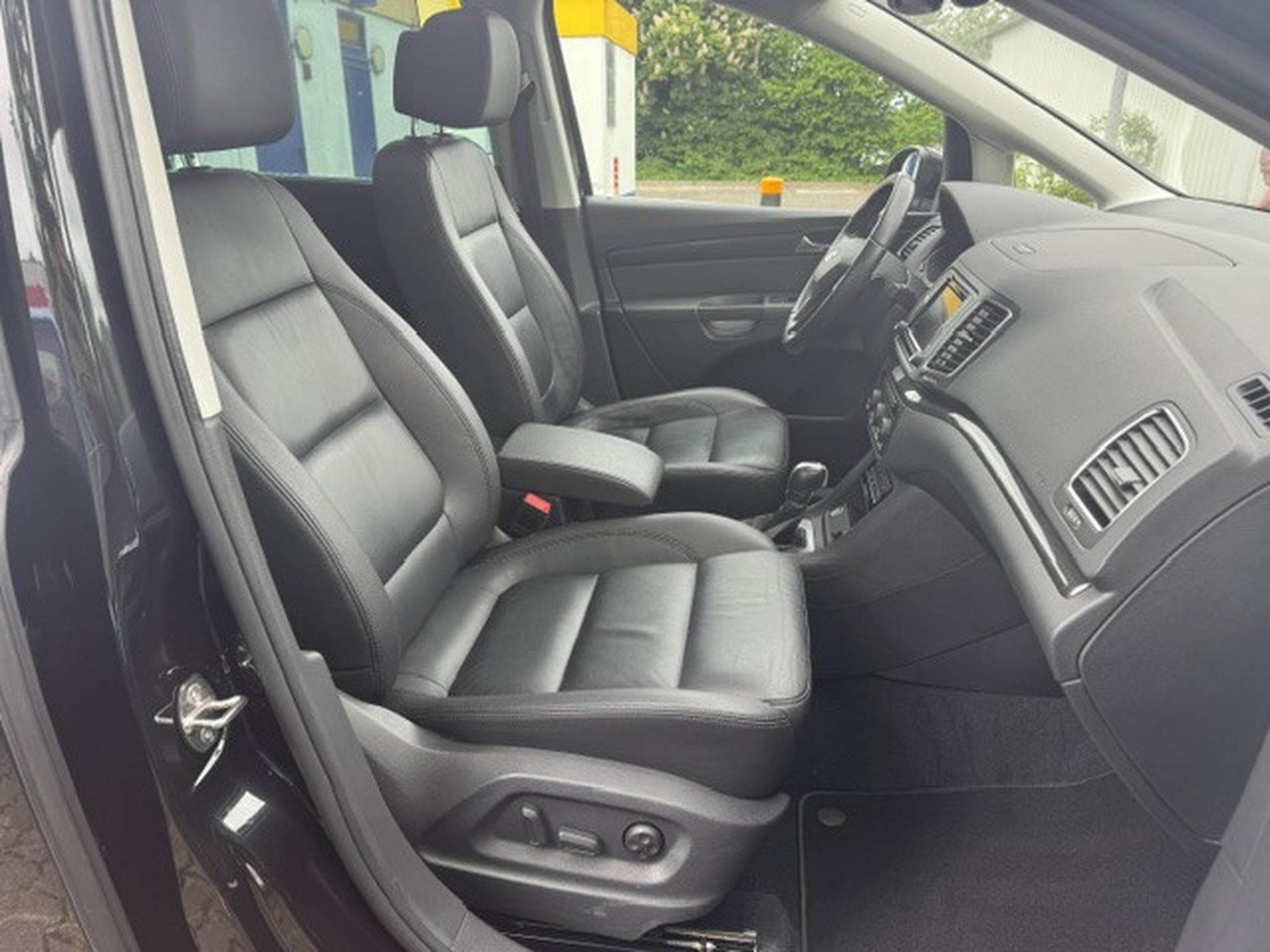 Seat Alhambra SEAT ALHAMBRA STYLE 7 SITZE DSG PANORAMA STANDHEIZUNG LEDER (2015) - Photo 4