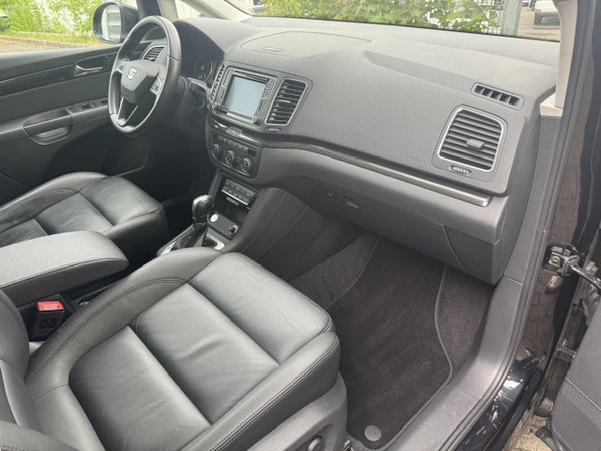 Seat Alhambra SEAT ALHAMBRA STYLE 7 SITZE DSG PANORAMA STANDHEIZUNG LEDER (2015) - Photo 5