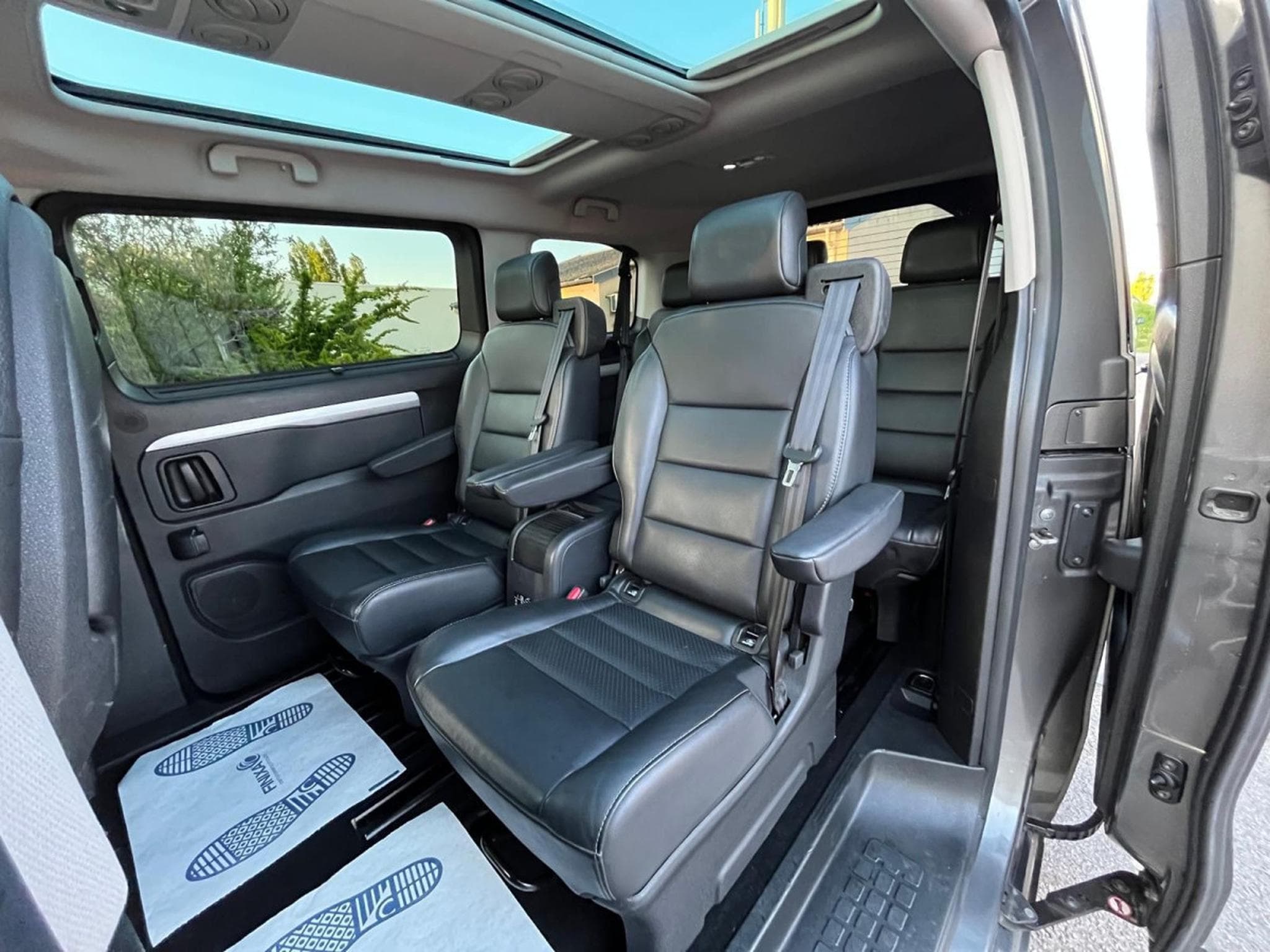 Opel Vivaro OPEL VIVARO 2.0CTDI 180CV BVA ELEGANCE (2020) - Photo 11