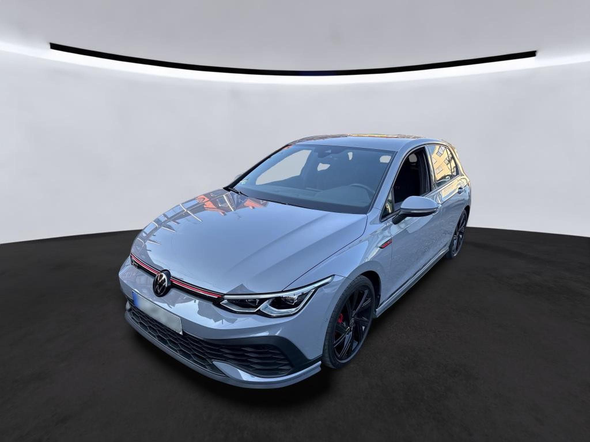 VW Golf GTI Clubsport 2.0 TSI 300 CV DSG7 *ACC* *SIEGES CHAUFF* (2023) - Photo 1