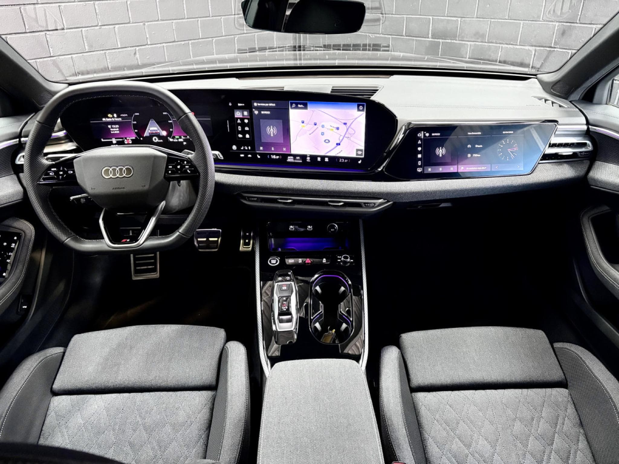 Audi A5 2.0 TFSI 204 CV AVANT TECH PLUS S TRONIC S-LINE PLUS *360°* (2025) - Photo 9