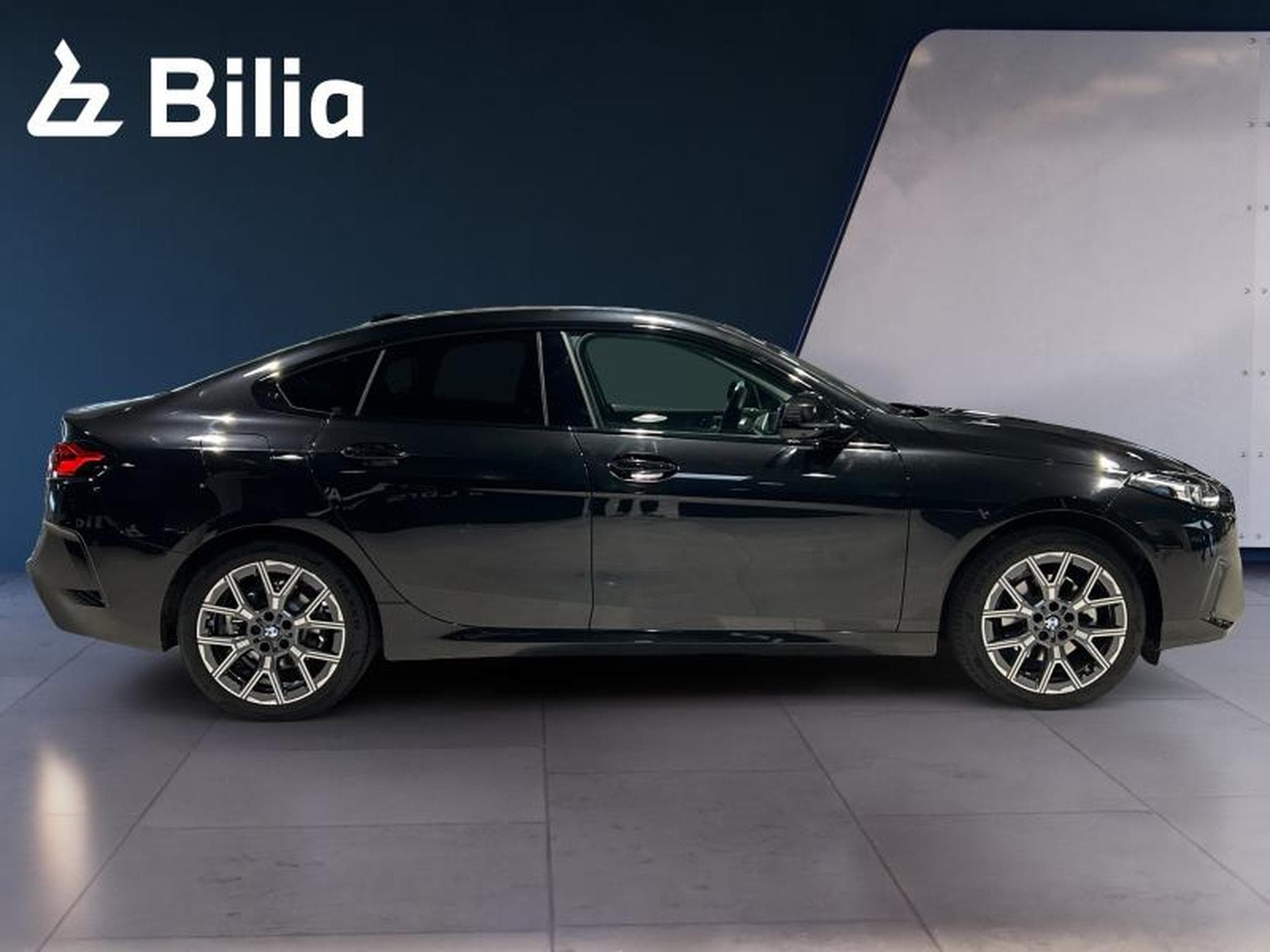 BMW 220 220i Grancoupé M-Sport (2025) - Photo 3