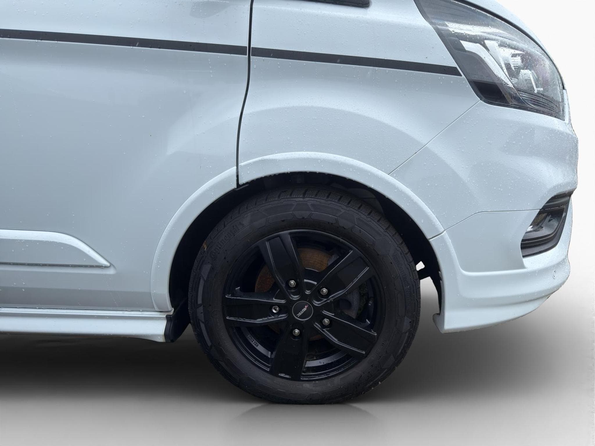 Ford Tourneo Panama (2023) - Photo 3