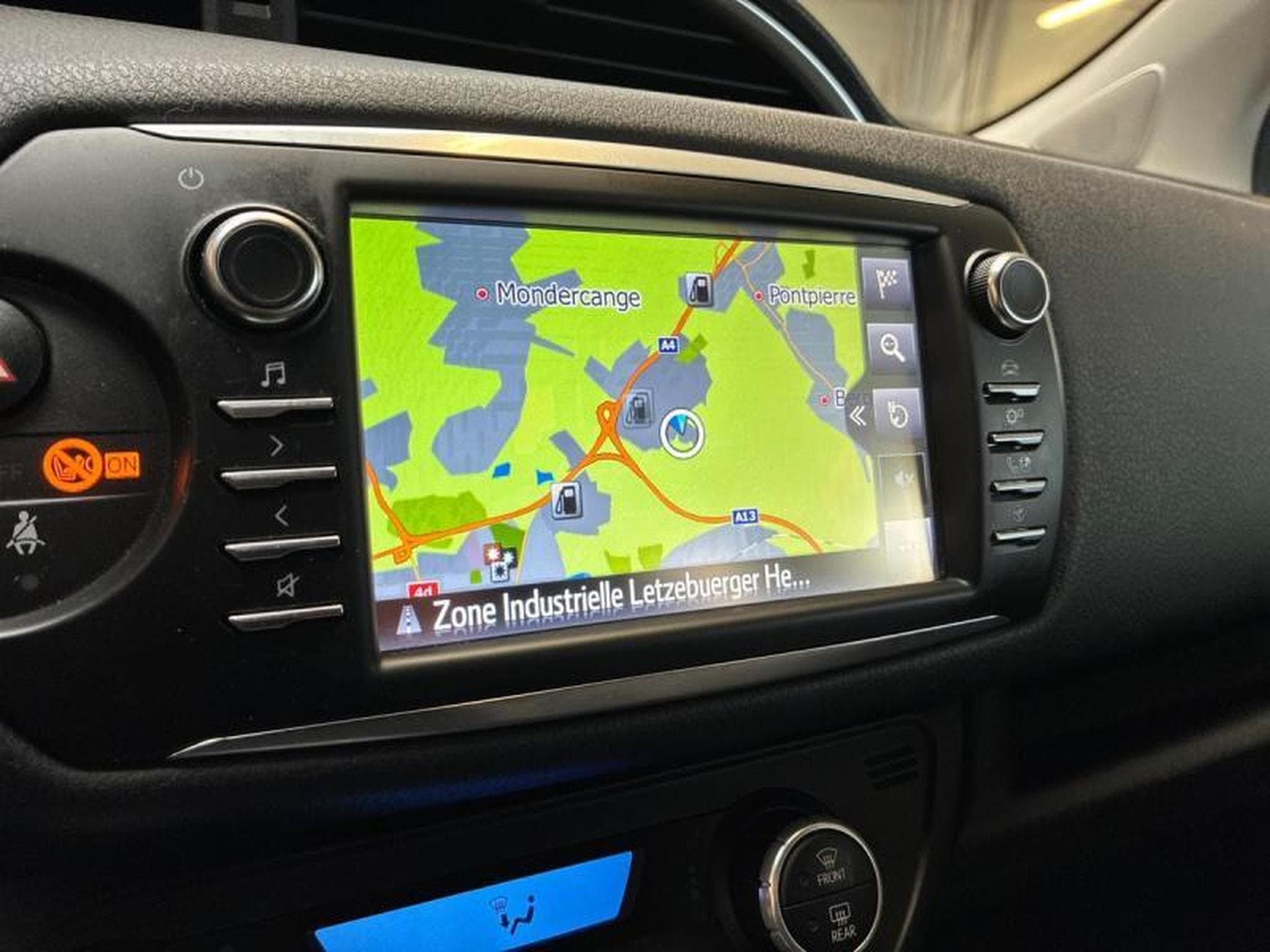 Toyota Yaris IV Comfort (2019) - Photo 13