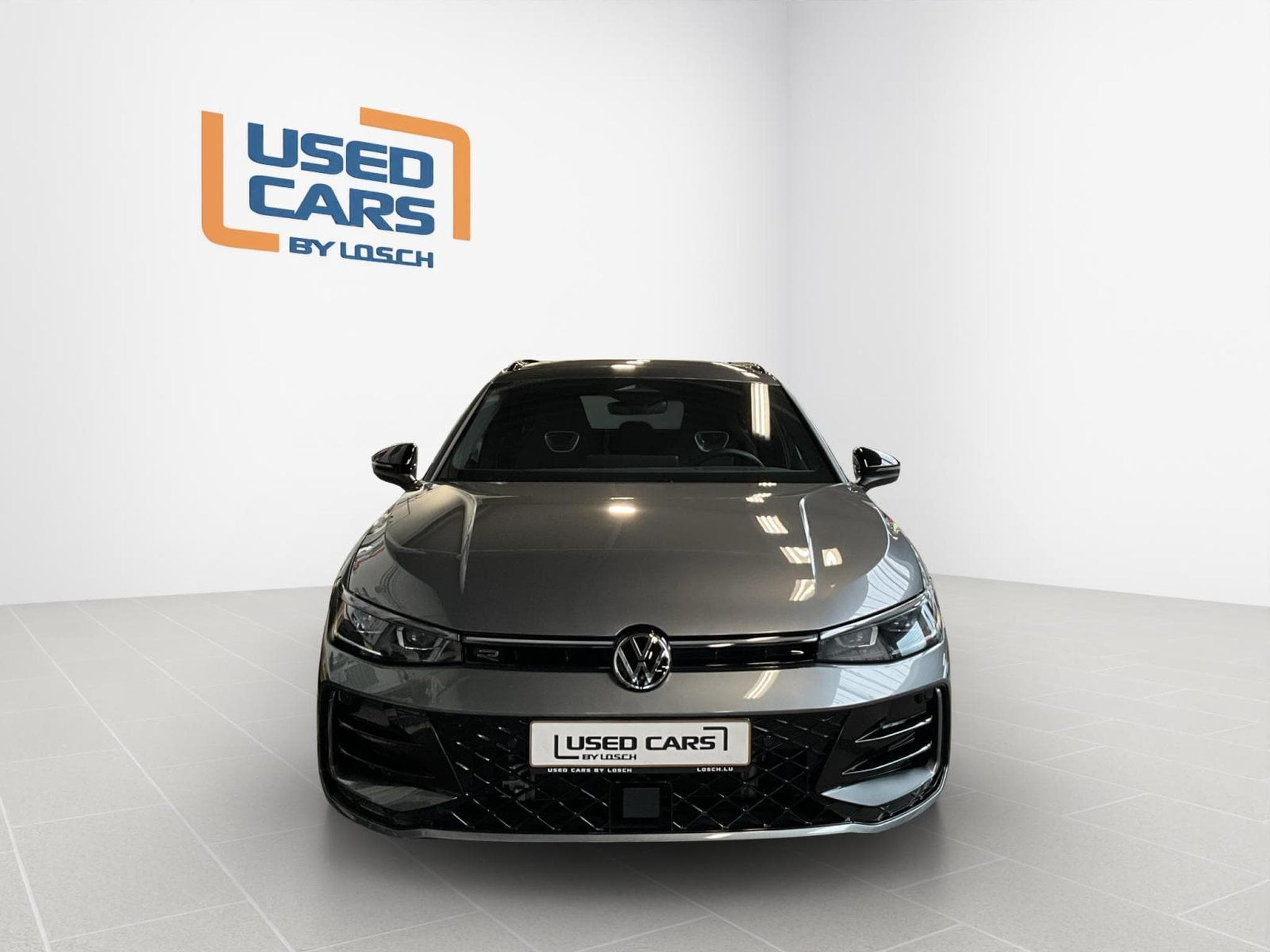 VW Passat R-line+Black-Style+DSG+4M+AHK+IQ-Drive (2025) - Photo 3
