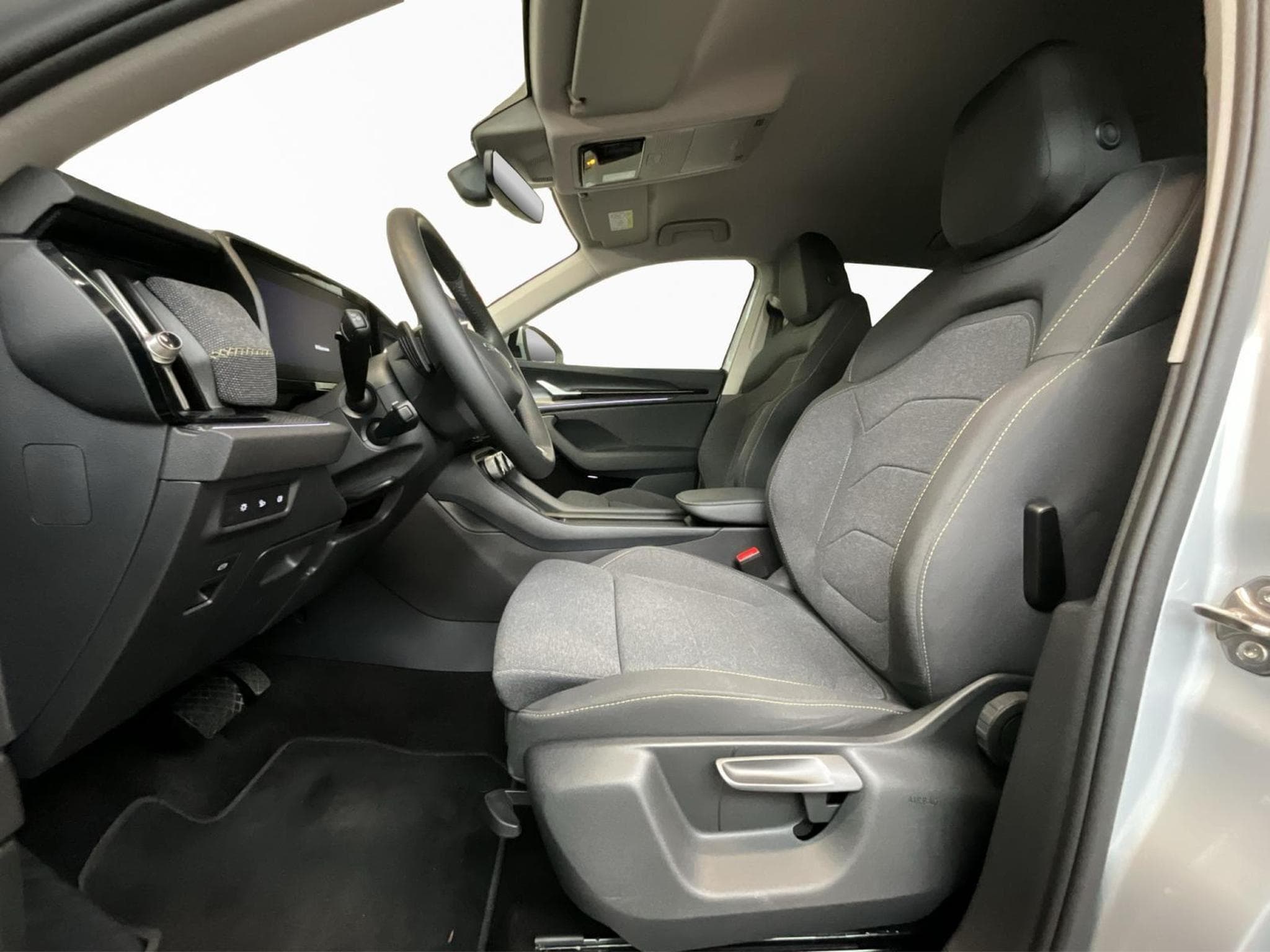 Skoda Kodiaq Selection+DSG+4x4+AHK+LED (2025) - Photo 11