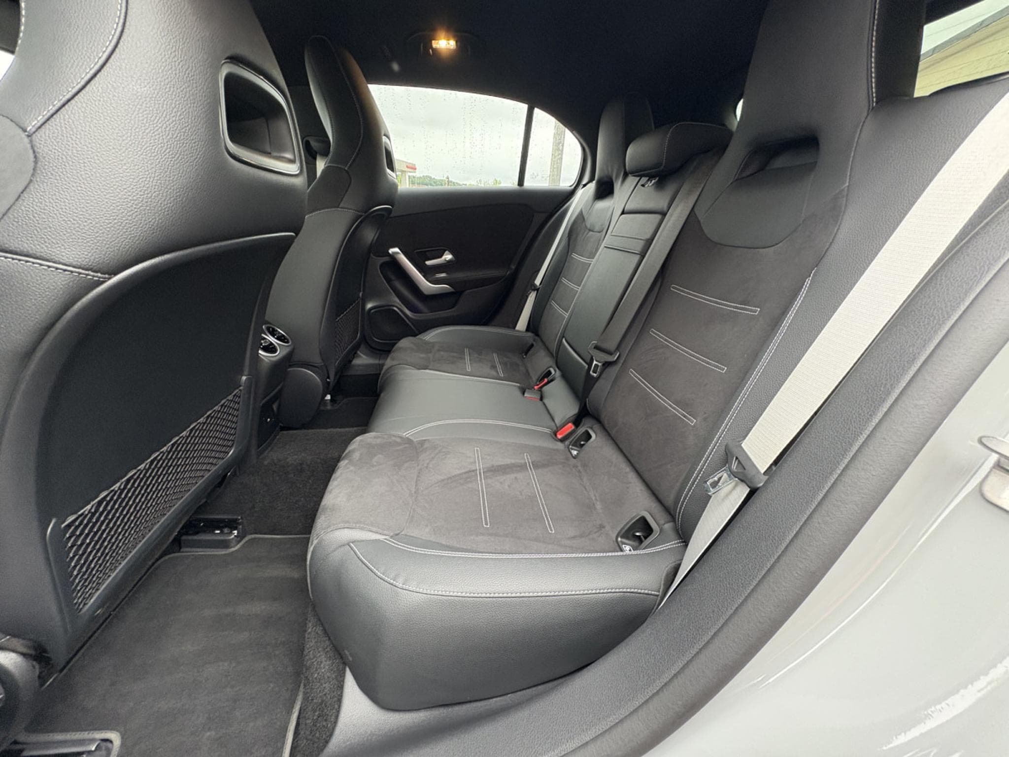 Mercedes A 200 163CV AMG LINE (2025) - Photo 5