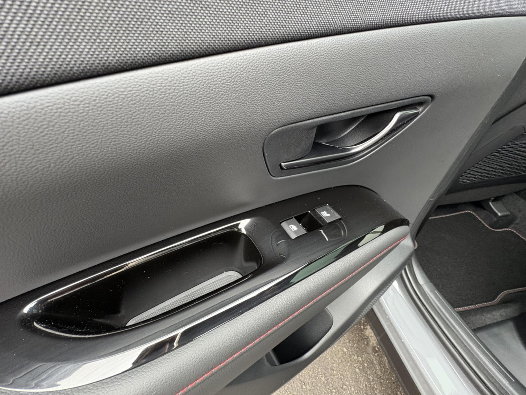 Hyundai Tucson 1.6 T-GDI 239 HYBRID N-LINE SENSATION * GARANTIE CONSTRUCTEU (2026) - Photo 8