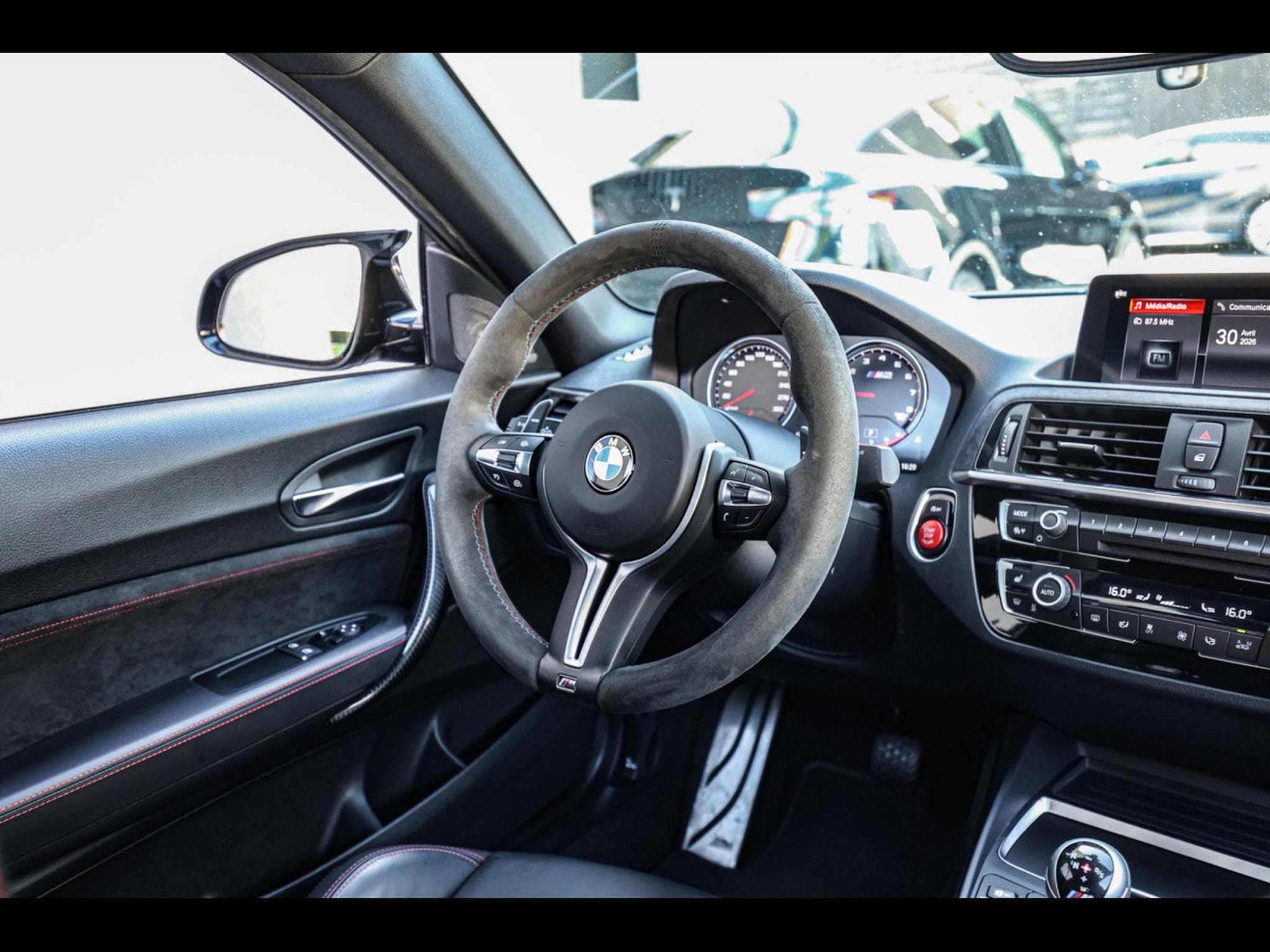 BMW M2 CS (F87) 3.0 – CERAMIC BRAKES - BLACK SAPPHIRE METALLIC (2020) - Photo 21