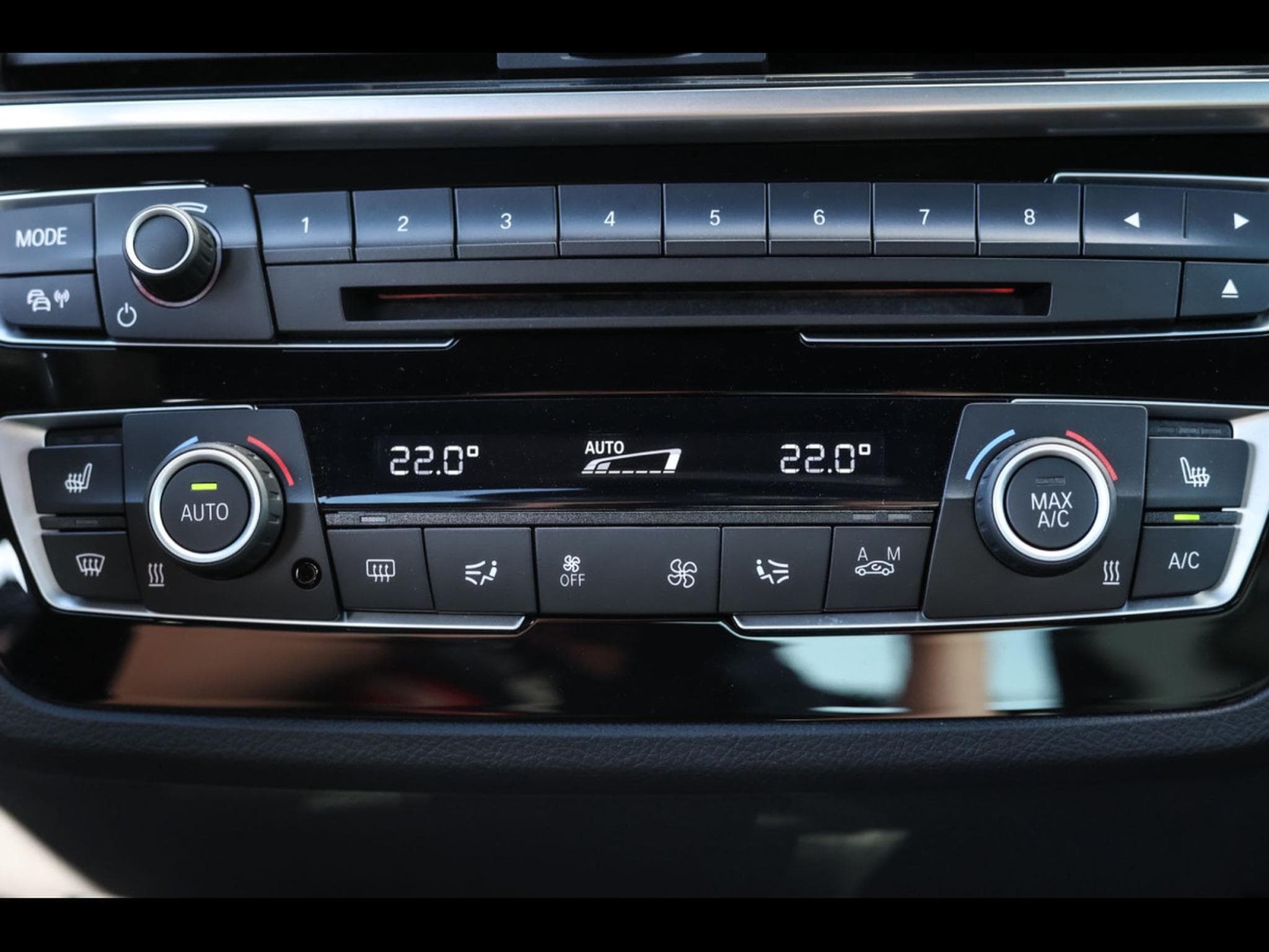BMW M2 CS (F87) 3.0 – CERAMIC BRAKES - BLACK SAPPHIRE METALLIC (2020) - Photo 22
