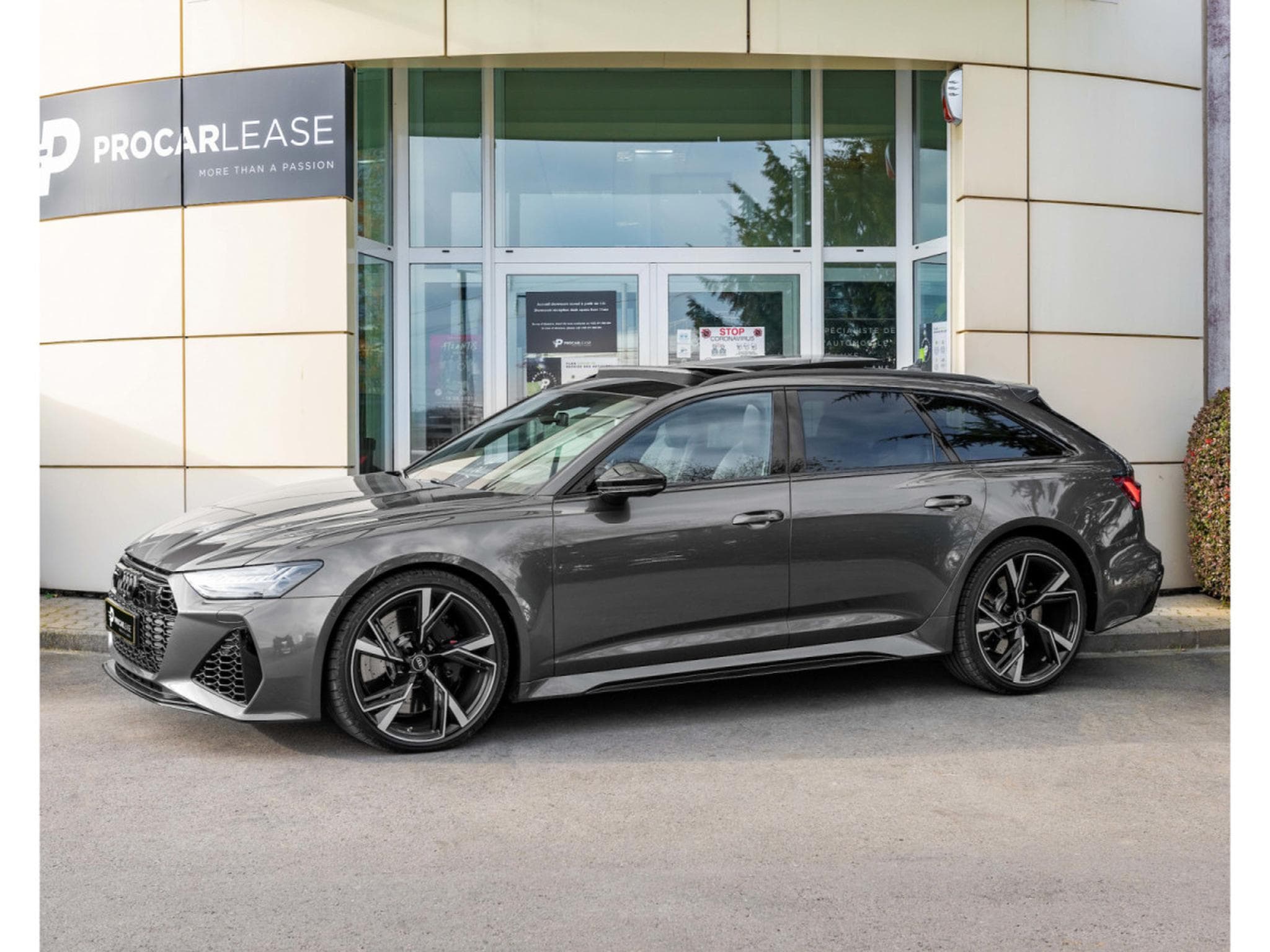 Audi RS6 RS6 Avant /22"/ PANO/ 360°/ Matrix /Head-Up/B&O/ (2021) - Photo 1