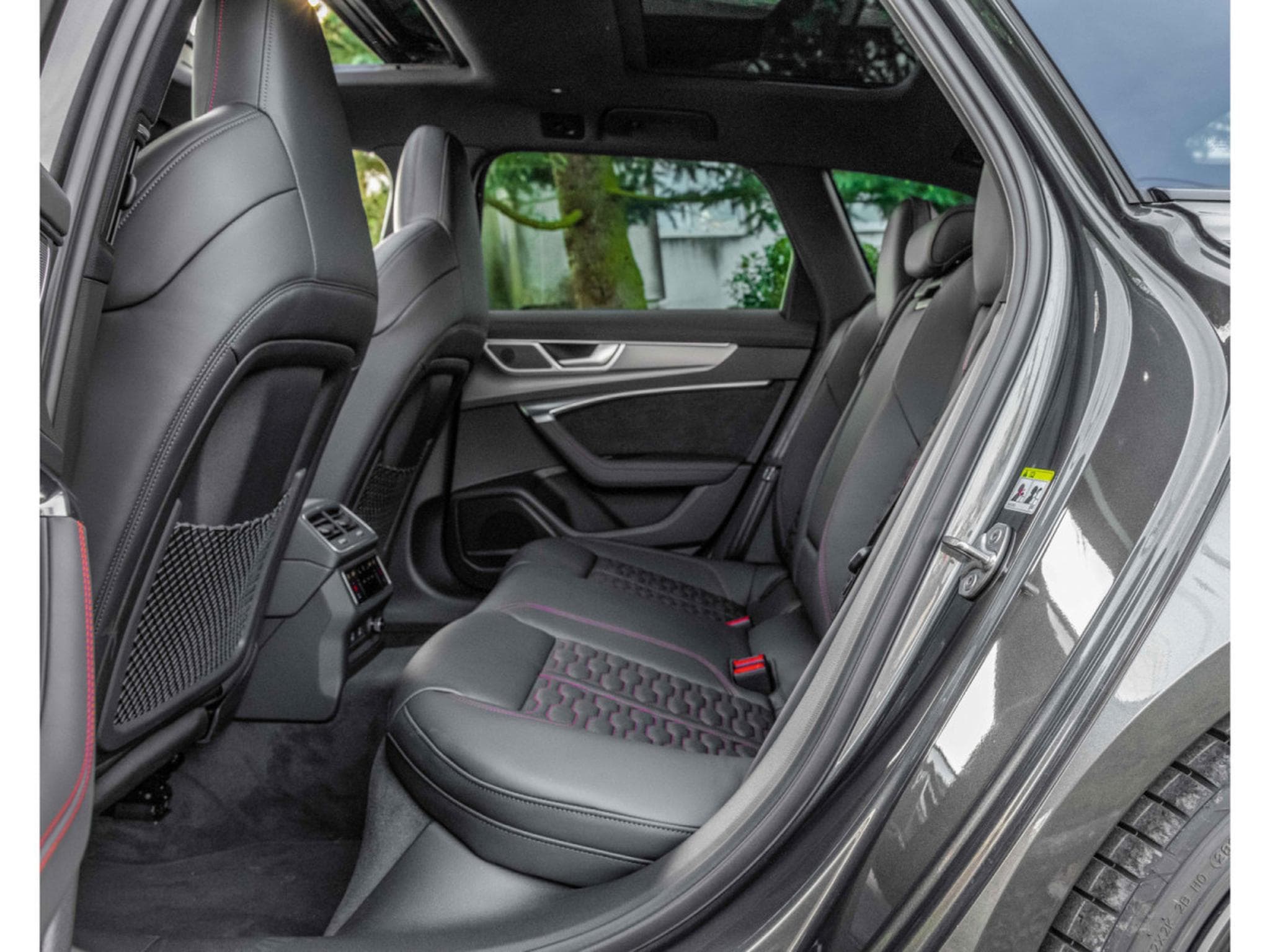 Audi RS6 RS6 Avant /22"/ PANO/ 360°/ Matrix /Head-Up/B&O/ (2021) - Photo 22