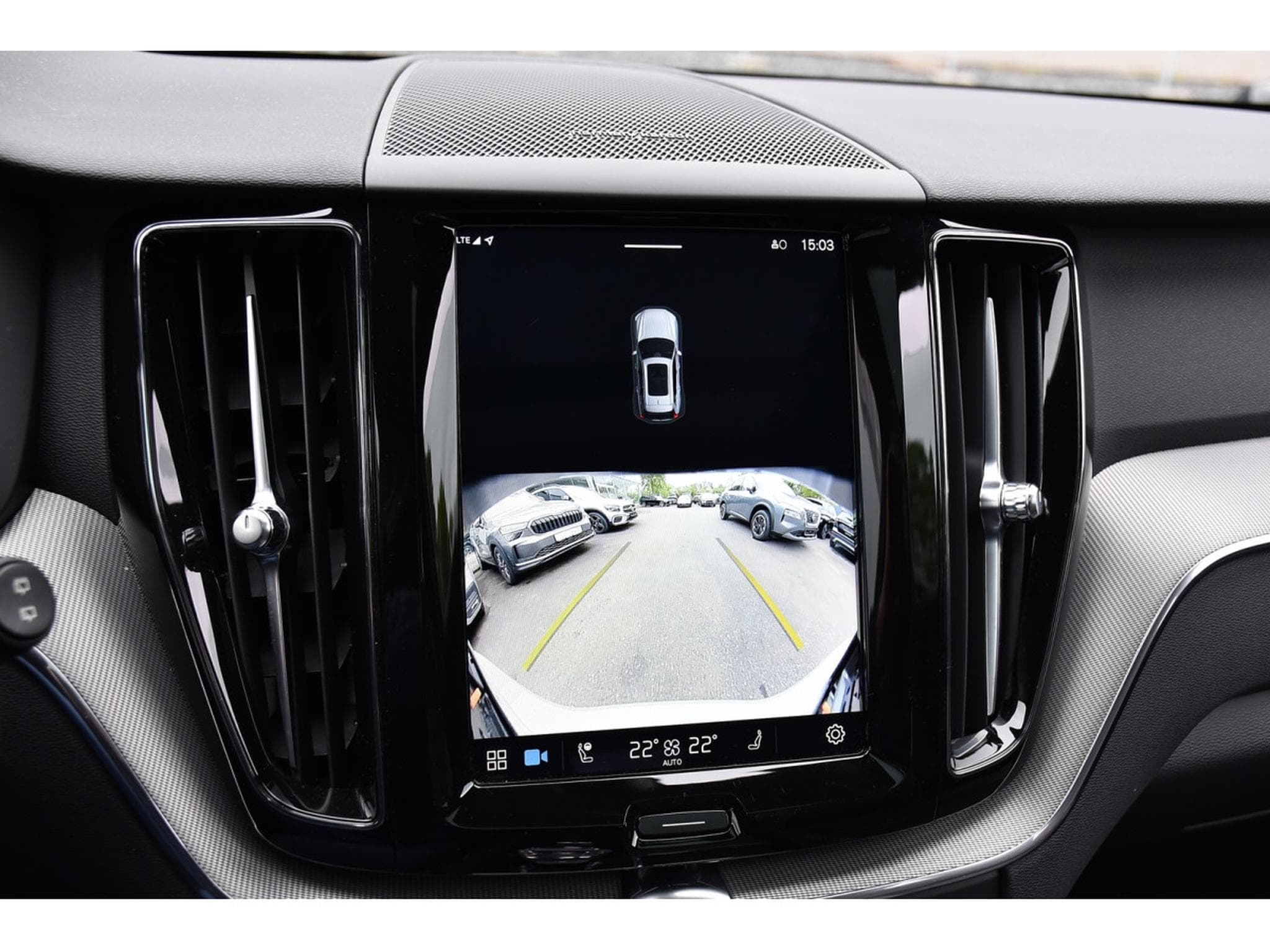 Volvo XC60 2.0 B4 Plus Dark Geartronic TO CUIR MEMO HARMAN PILOT 1°MAIN (2024) - Photo 16