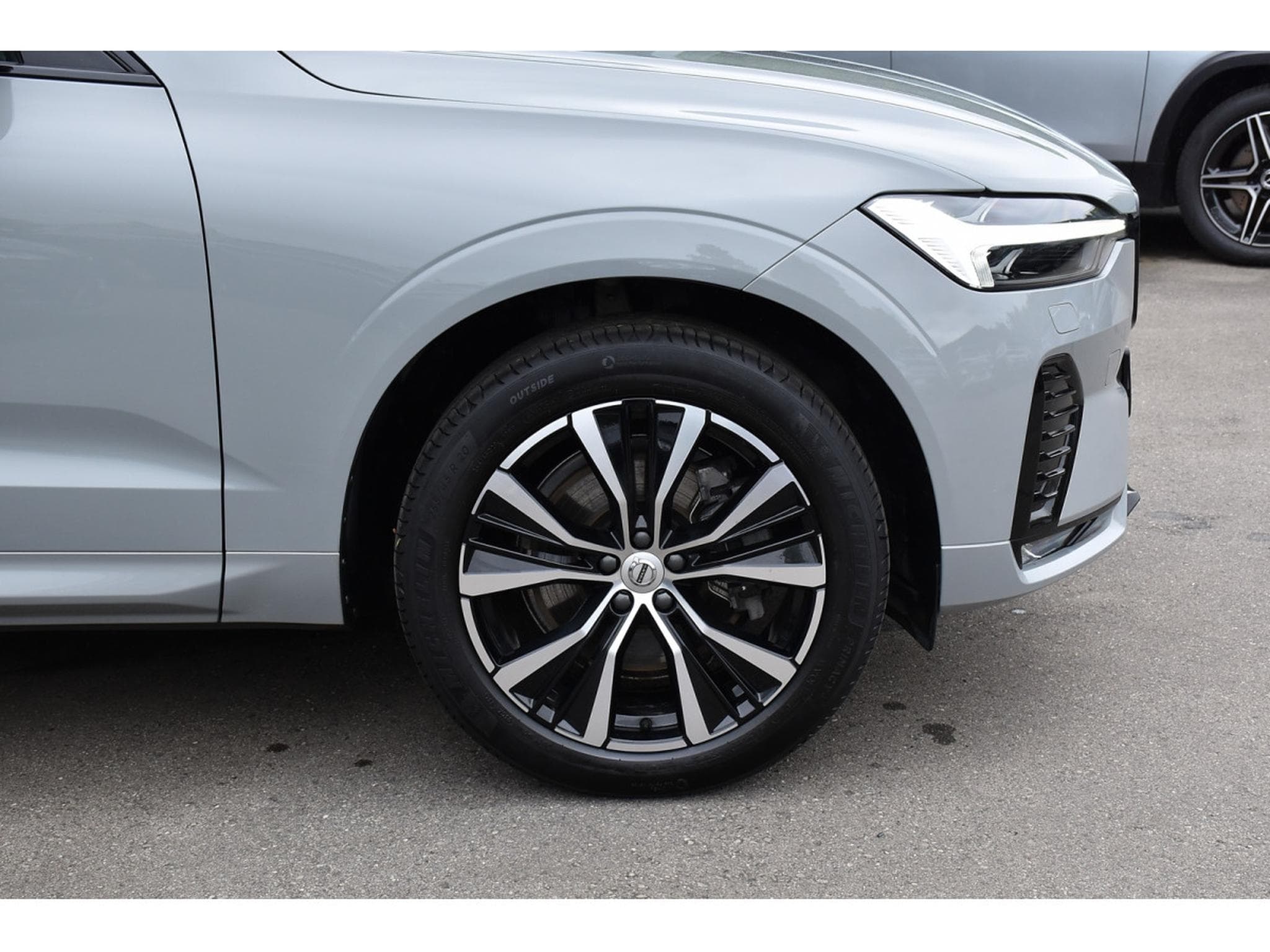Volvo XC60 2.0 B4 Plus Dark Geartronic TO CUIR MEMO HARMAN PILOT 1°MAIN (2024) - Photo 5