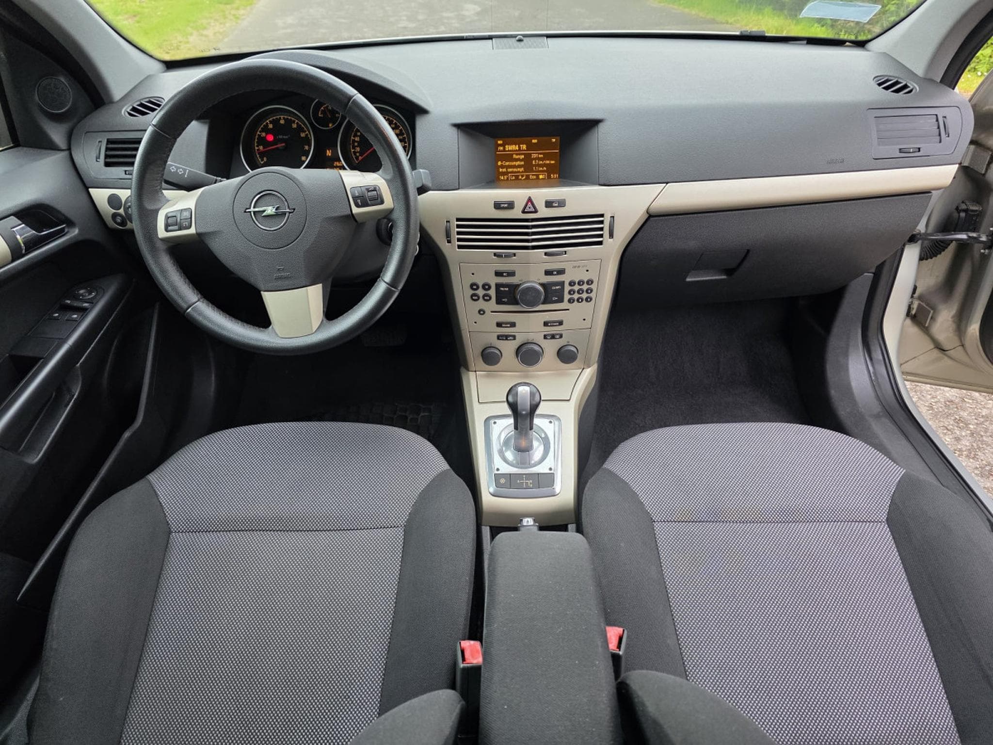 Opel Astra 1.4 aut. (2008) - Foto 5