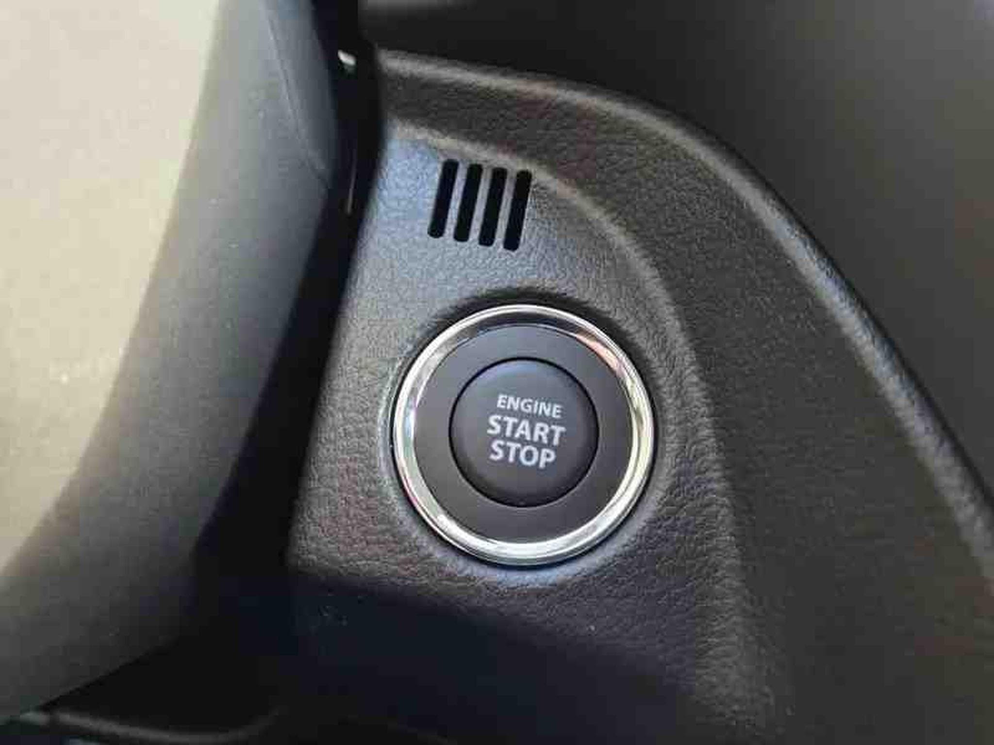 Suzuki S-Cross 1.4 Boosterjet 110 MHEV Comfort Allgrip (2026) - Photo 11