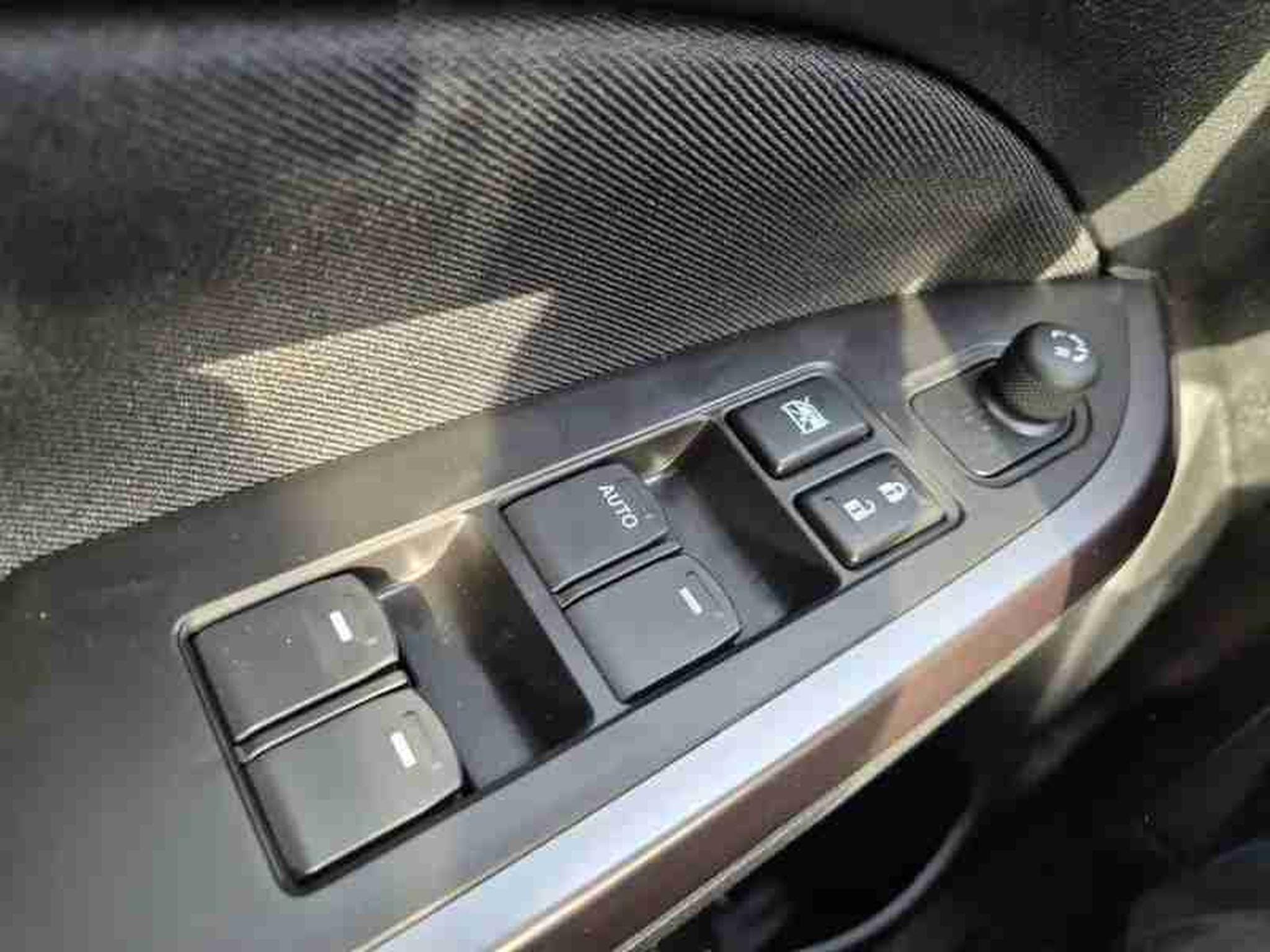 Suzuki Vitara 1.4 Boosterjet 110 MHEV Comfort 4x4 (2026) - Photo 12