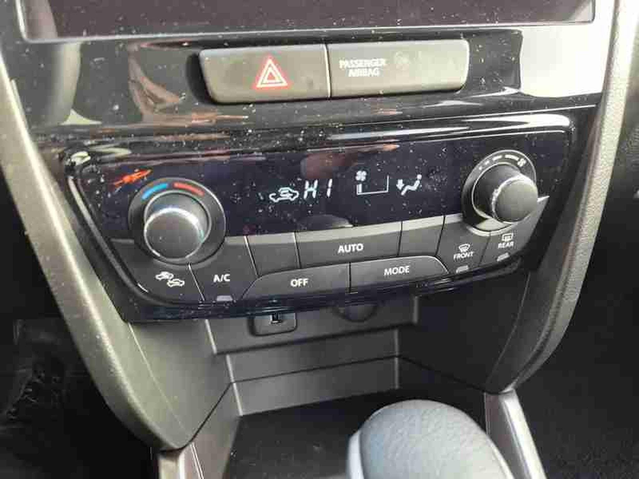 Suzuki Vitara 1.4 Boosterjet 110 MHEV Comfort 4x4 (2026) - Photo 17