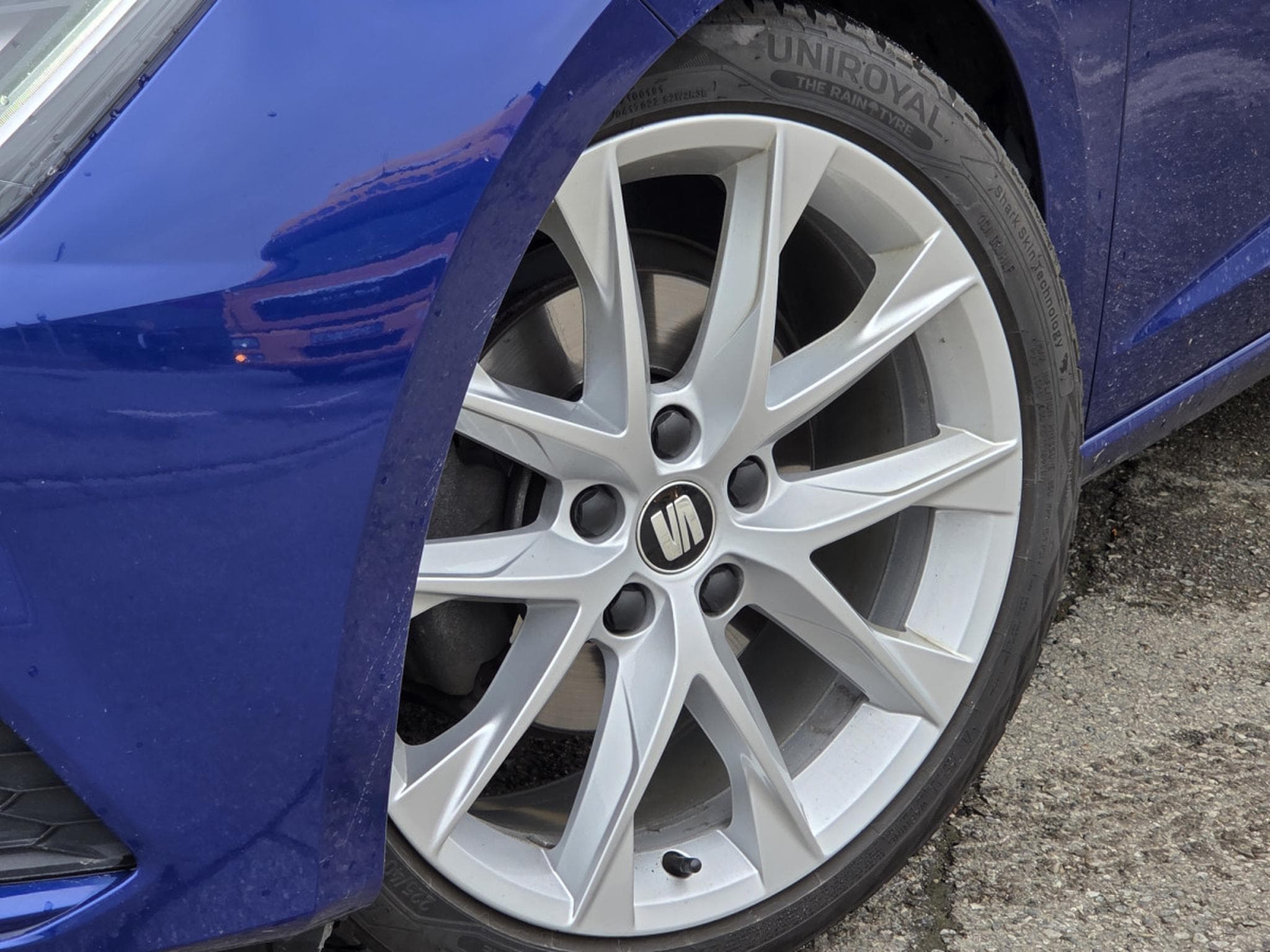 Seat Leon FR TSI DSG7 150CV (2020) - Photo 3