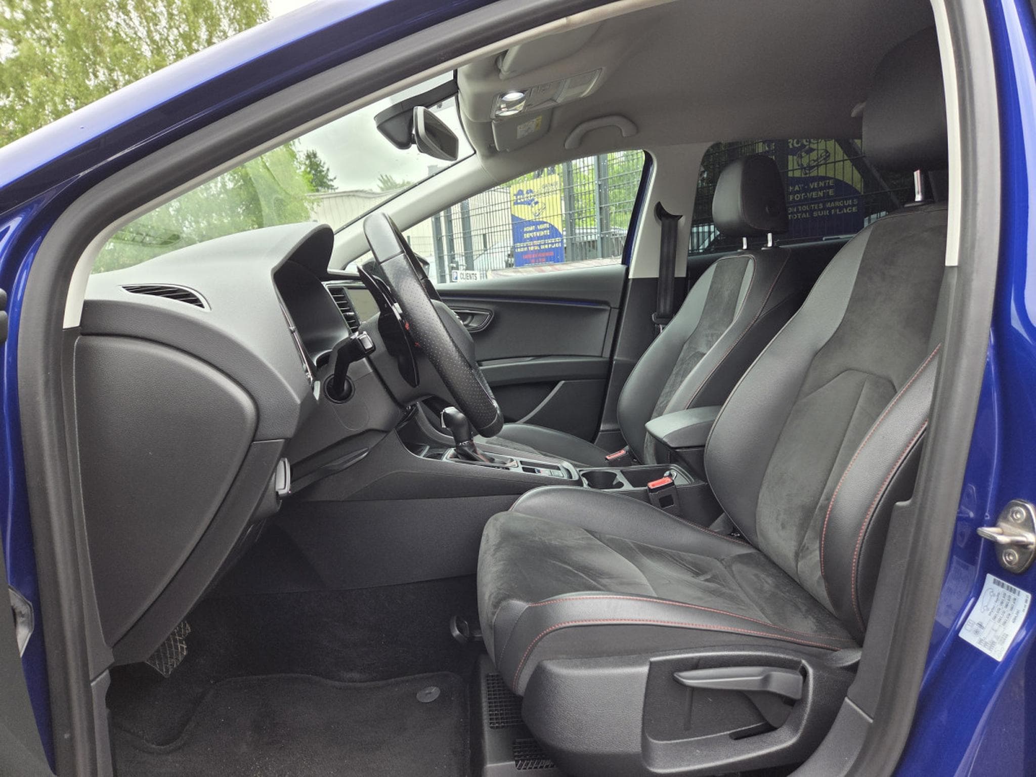 Seat Leon FR TSI DSG7 150CV (2020) - Photo 7