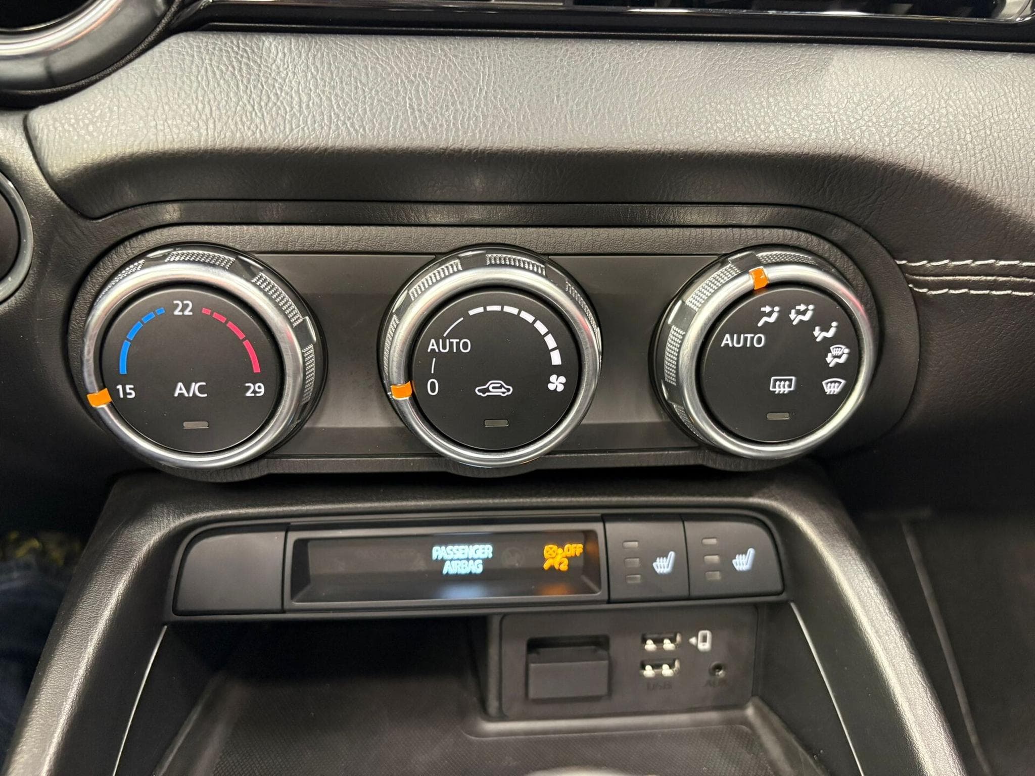 Mazda MX-5 ND  2.0 184cv CAMERA/NAVI/CUIR (2022) - Photo 15