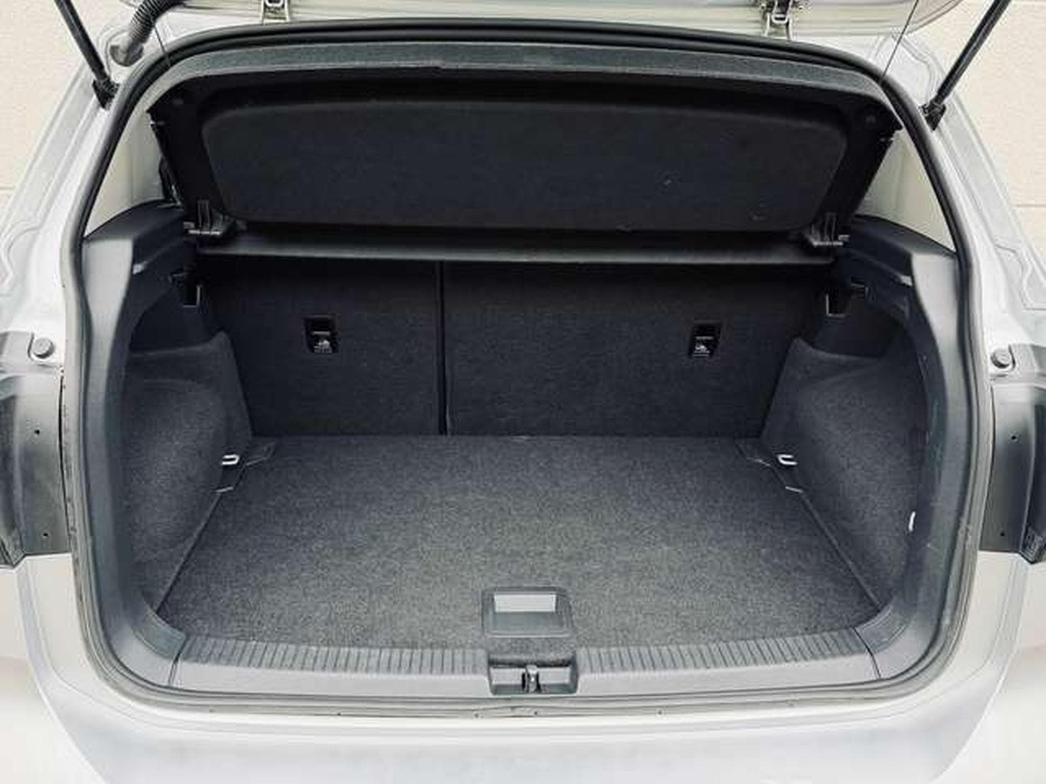 VW T-Cross T-Cross 1.0 TSI Life OPF DSG (2020) - Photo 14