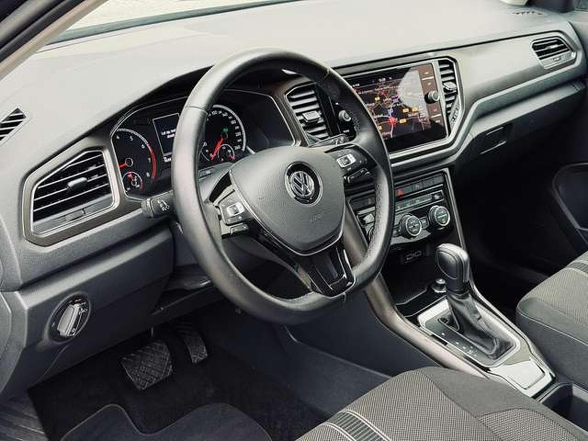 VW T-Roc T-Roc 1.5 TSI ACT Style OPF DSG (2019) - Photo 11