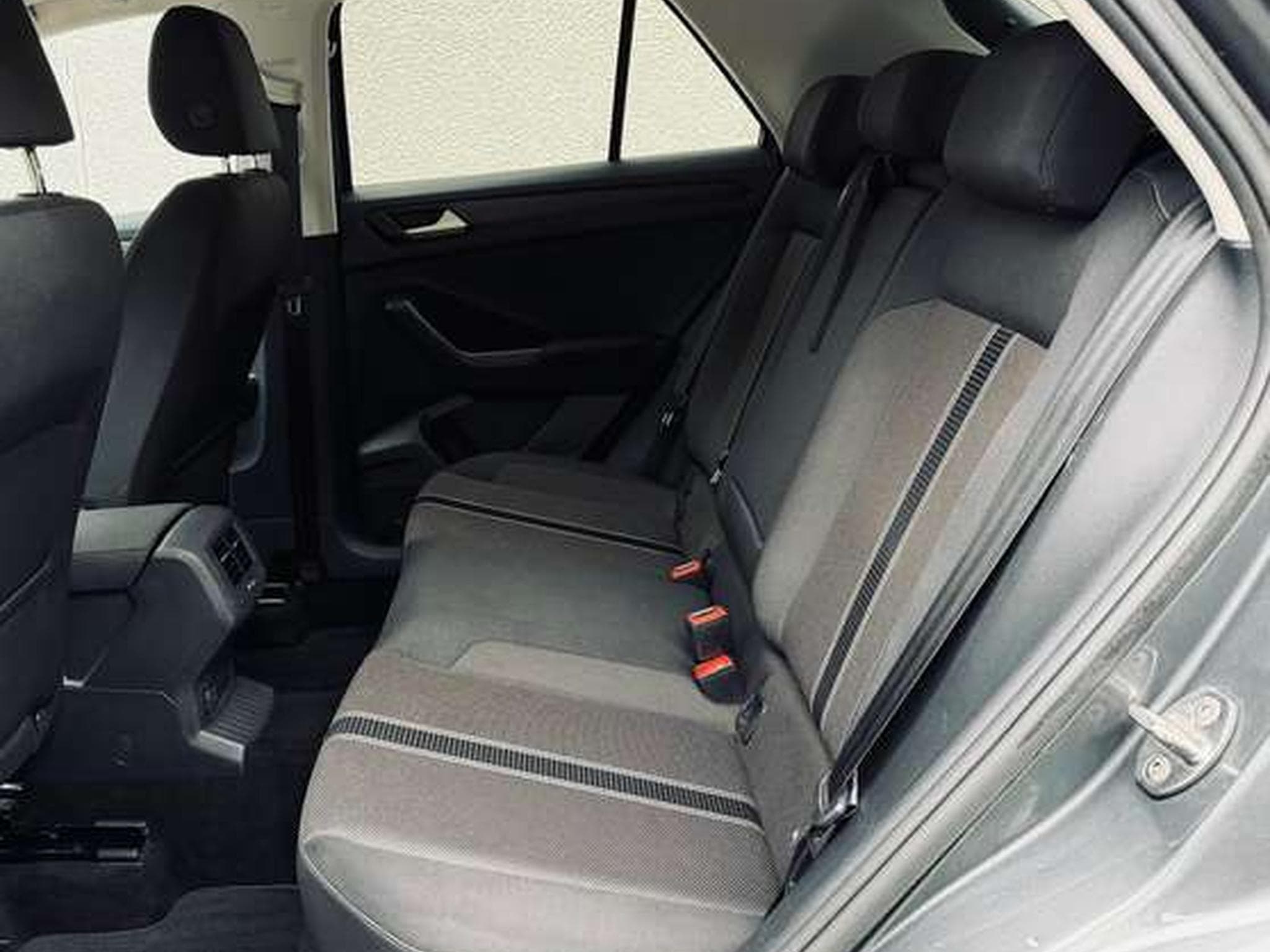 VW T-Roc T-Roc 1.5 TSI ACT Style OPF DSG (2019) - Photo 13