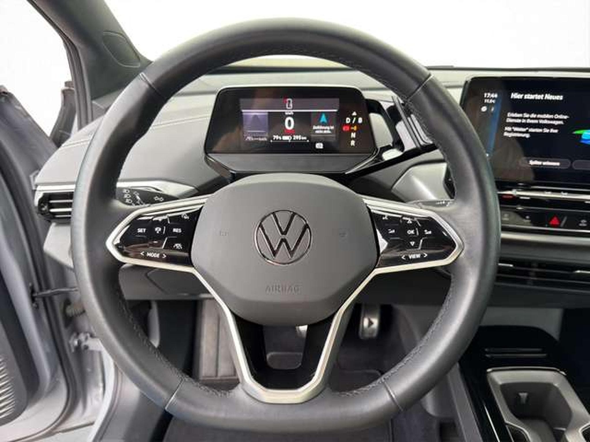 VW ID.4 Pro 195 kW 4Motion/AHK/Matrix-LED/5-J Garan (2023) - Photo 11