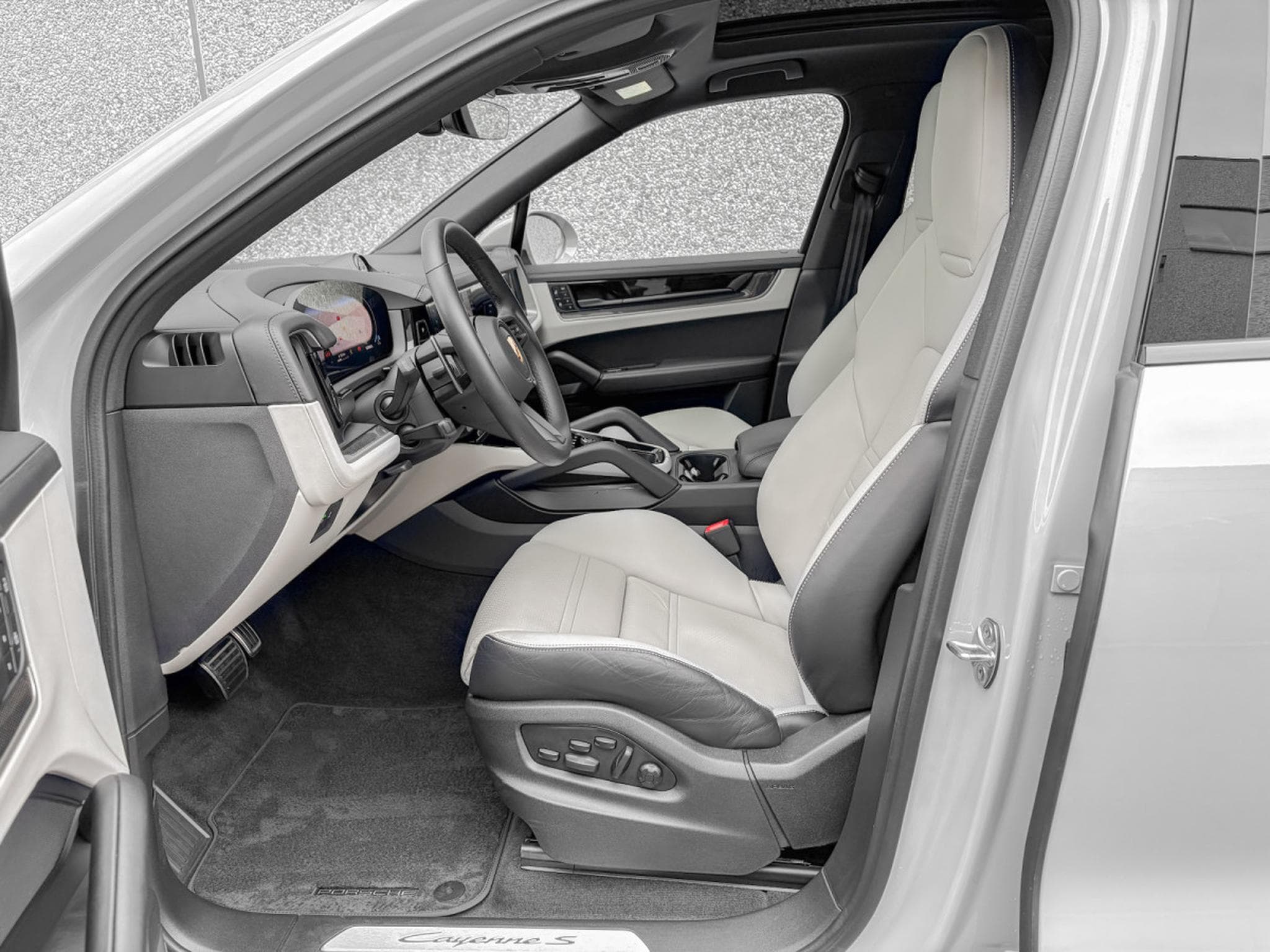 Porsche Cayenne S 4.0 441/ BI-COLOR/ CARBON/ (2023) - Foto 4