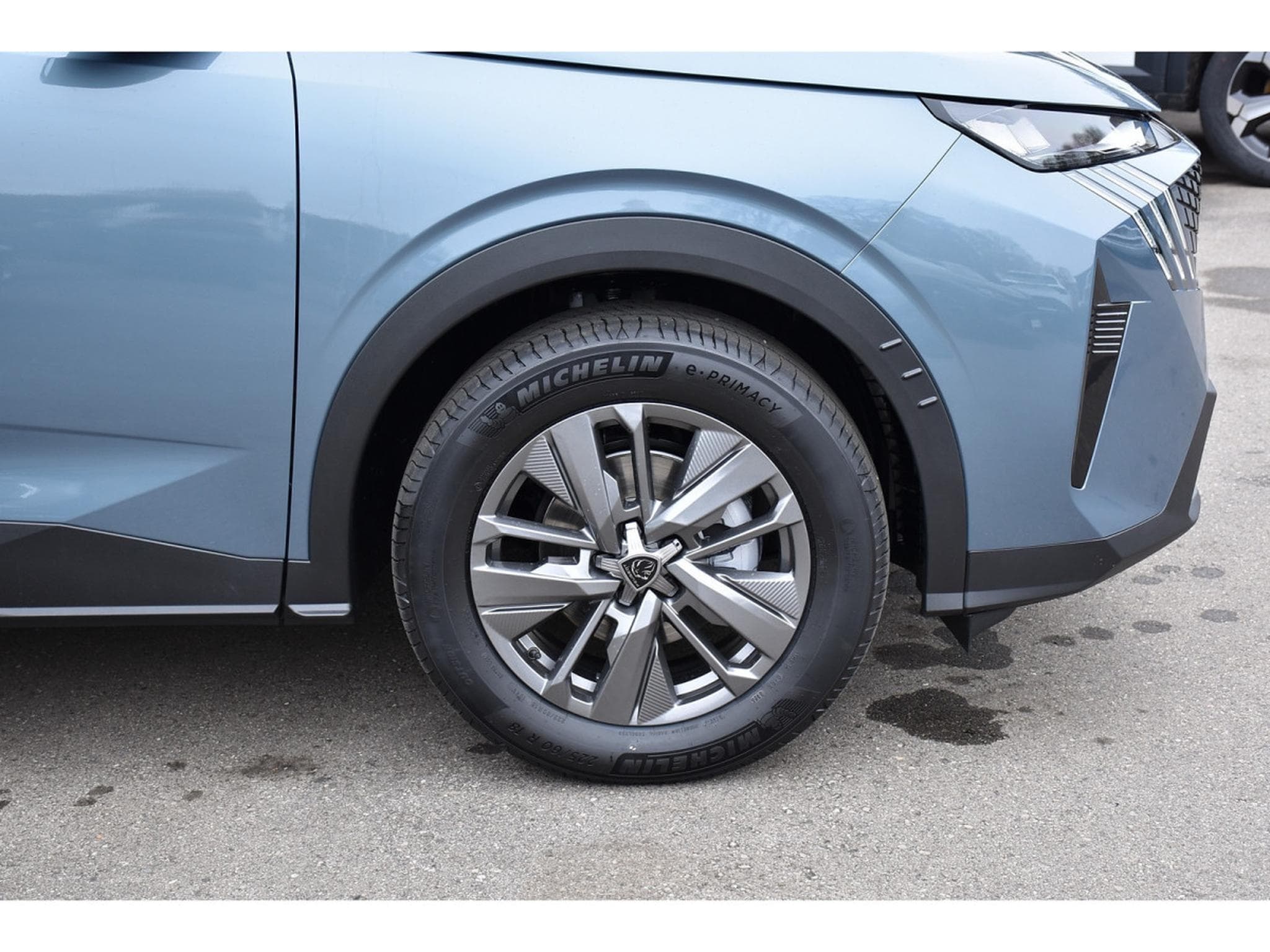 Peugeot 5008 Hybrid 145 Allure e-DCS6 REGUL GPS CAM NEUF (2025) - Photo 5