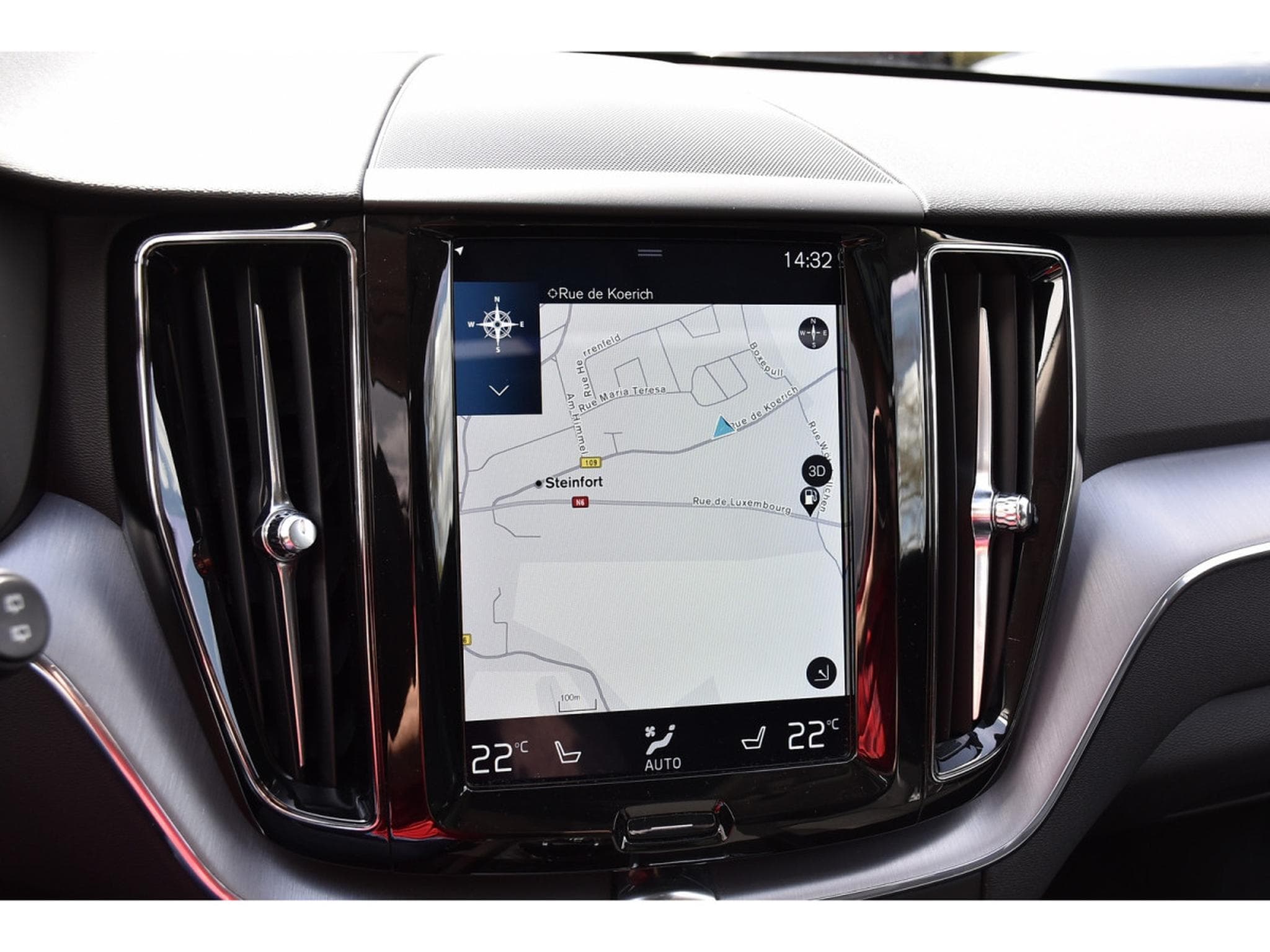 Volvo XC60 2.0 T5 Momentum Geartronic MEMO PANO BLIS CAM360 1° MAIN (2019) - Photo 11