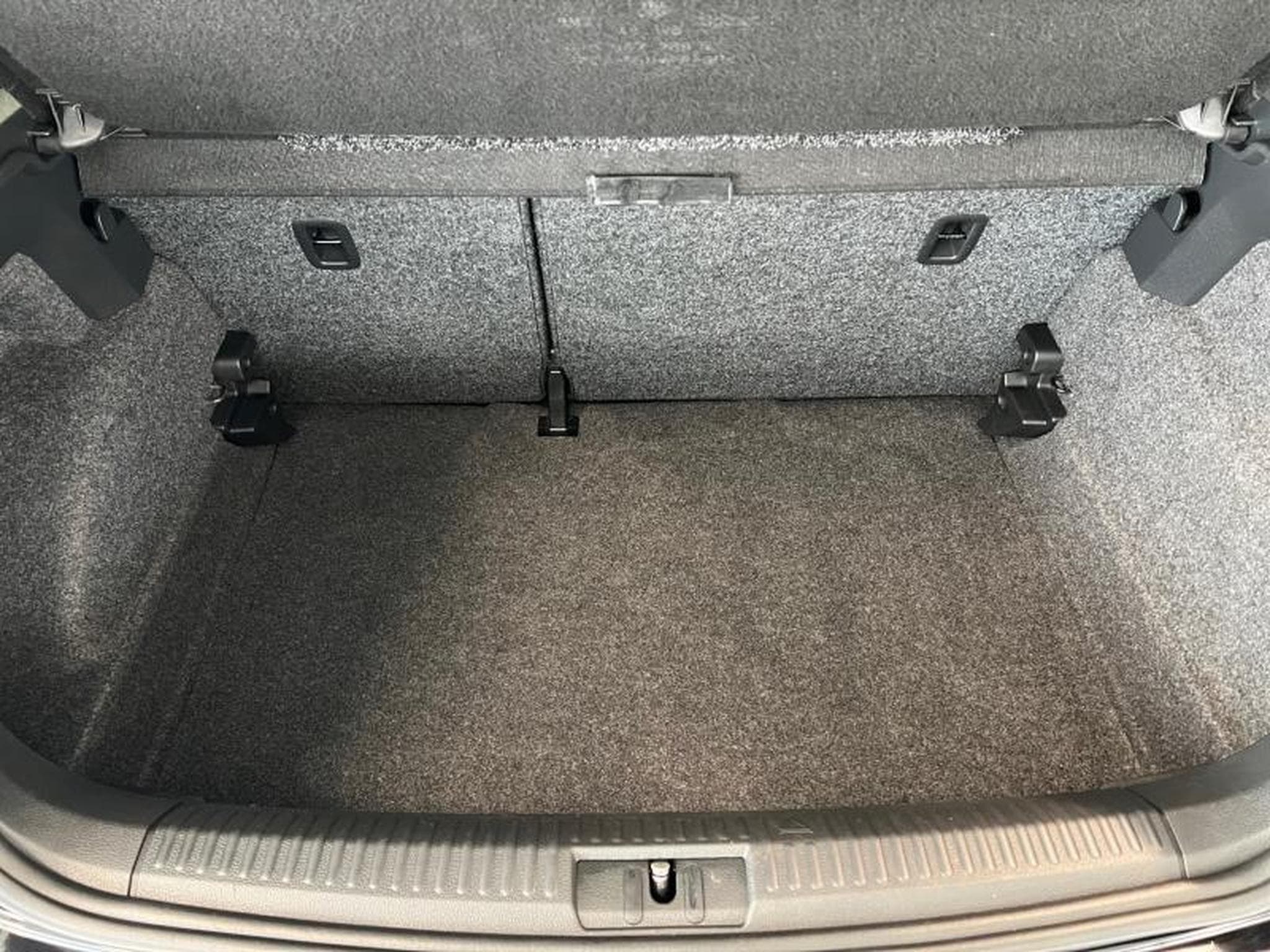 VW Polo AllStar (2017) - Photo 18