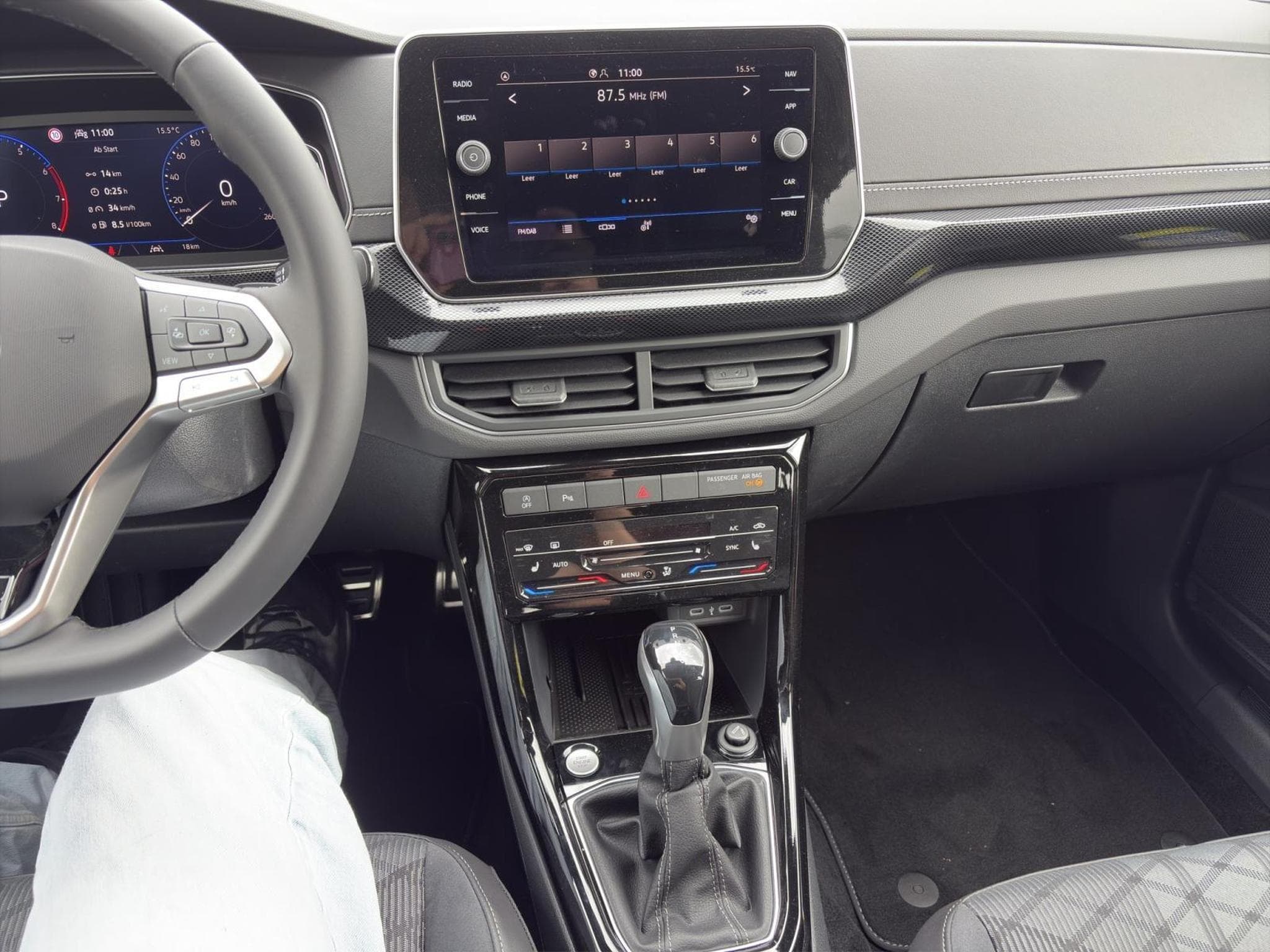 VW T-Cross R-Line (2026) - Photo 9