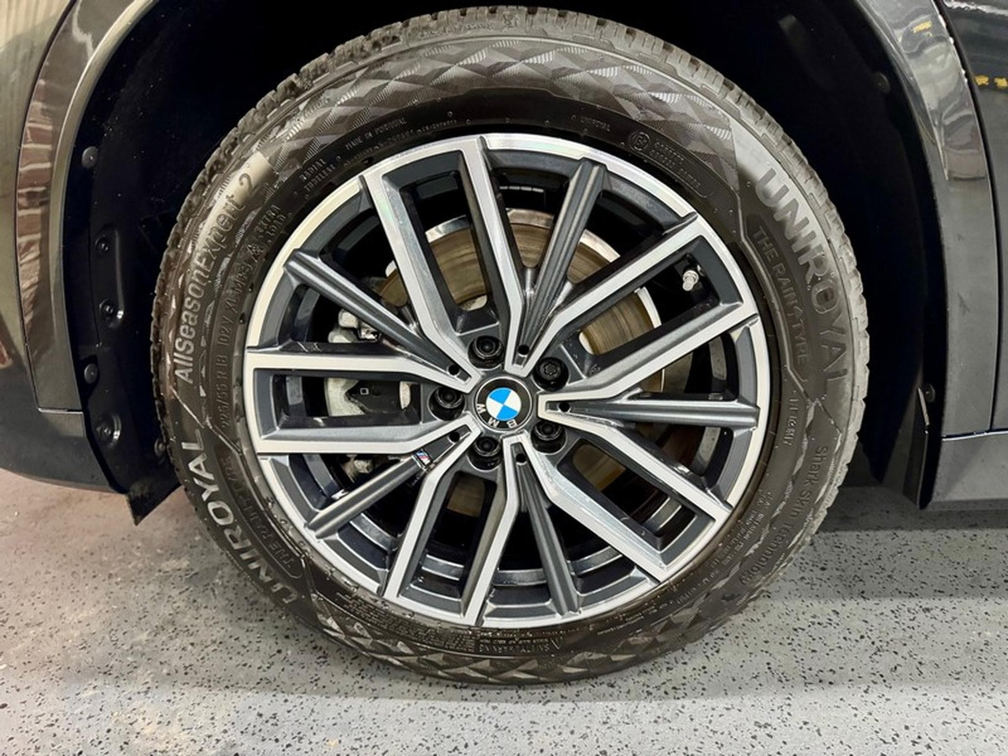 BMW X1 X1 20iA 1.5 156cv Auto sDrive M-SPORT (2024) - Photo 3