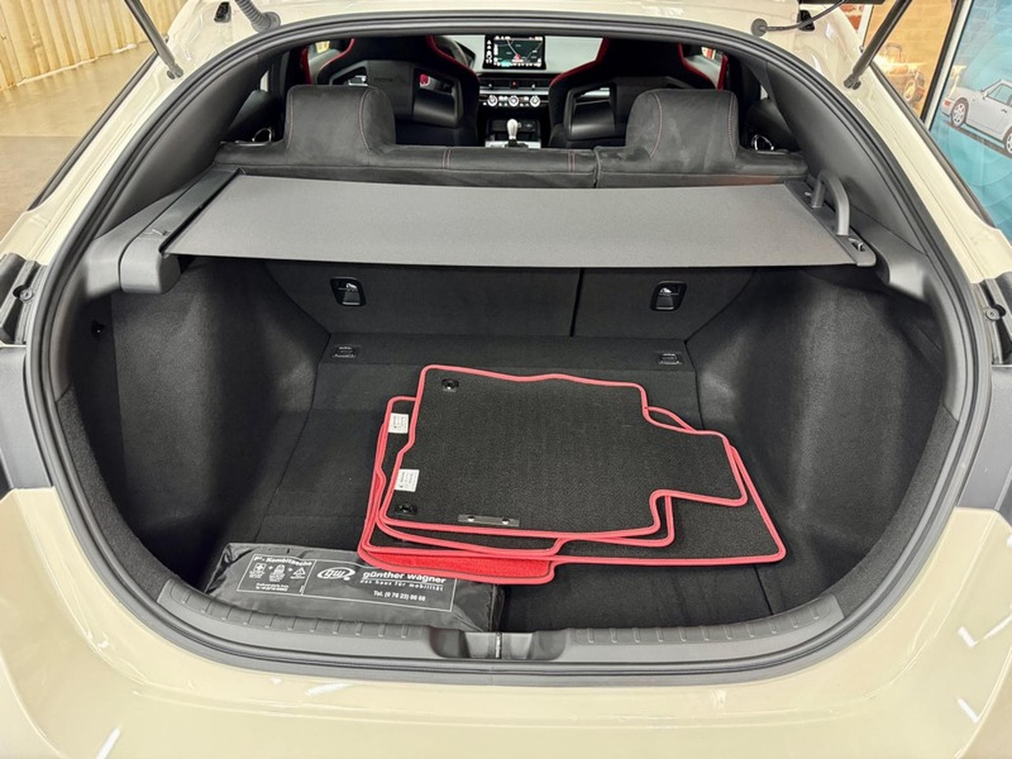 Honda Civic Civic 2.0i 329cv TYPE-R aCarPlay/ALU19/ClimaA (2023) - Photo 7