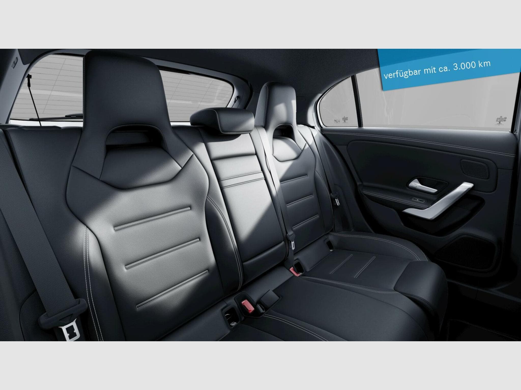 Mercedes A 200 Kompaktlimousine verfügbar mit ca. 3.000 km (2025) - Photo 9
