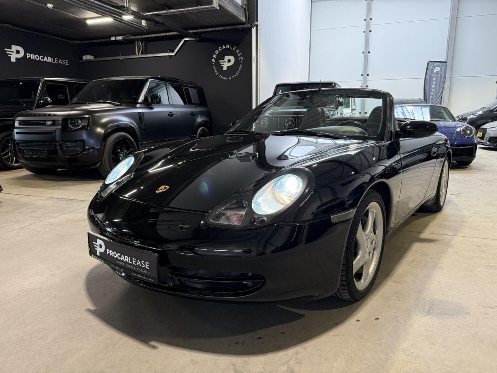 Porsche 911 CARRERA 4 CABRIOLET 3.4 FLAT6 / BVM (2000) - Foto 1