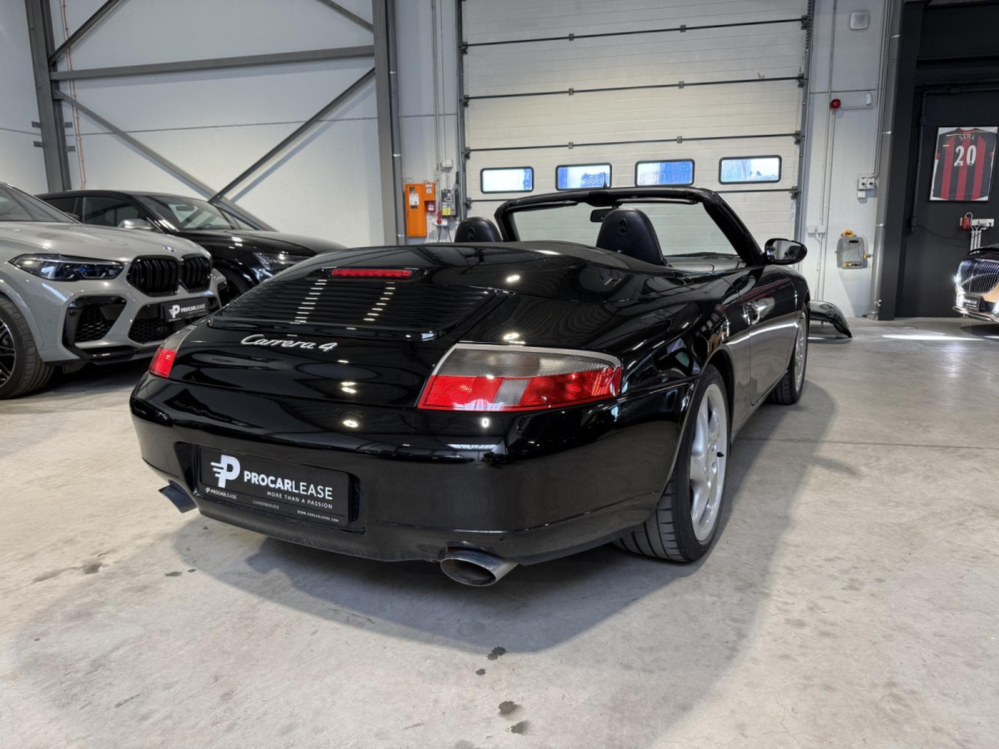 Porsche 911 CARRERA 4 CABRIOLET 3.4 FLAT6 / BVM (2000) - Foto 9