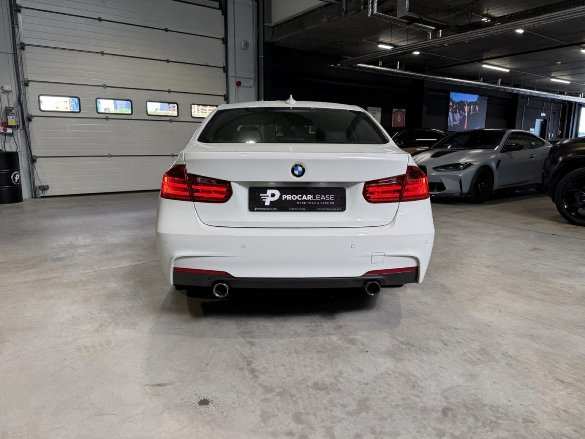 BMW 335 335 i/Active Hybrid /Sport-Paket M/Camera/Bi Xénon/Cuir/ (2015) - Foto 15