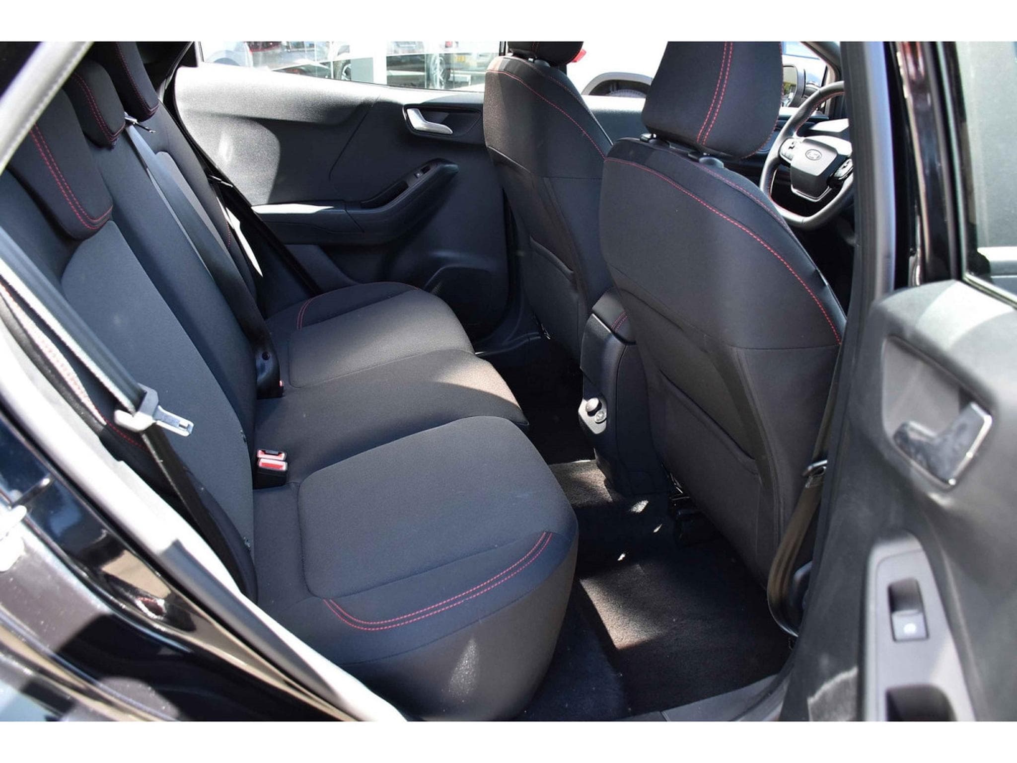 Ford Puma 1.0 EcoBoost ST-Line Auto. REGUL GPS LANE CAM 1° MAIN (2025) - Foto 8